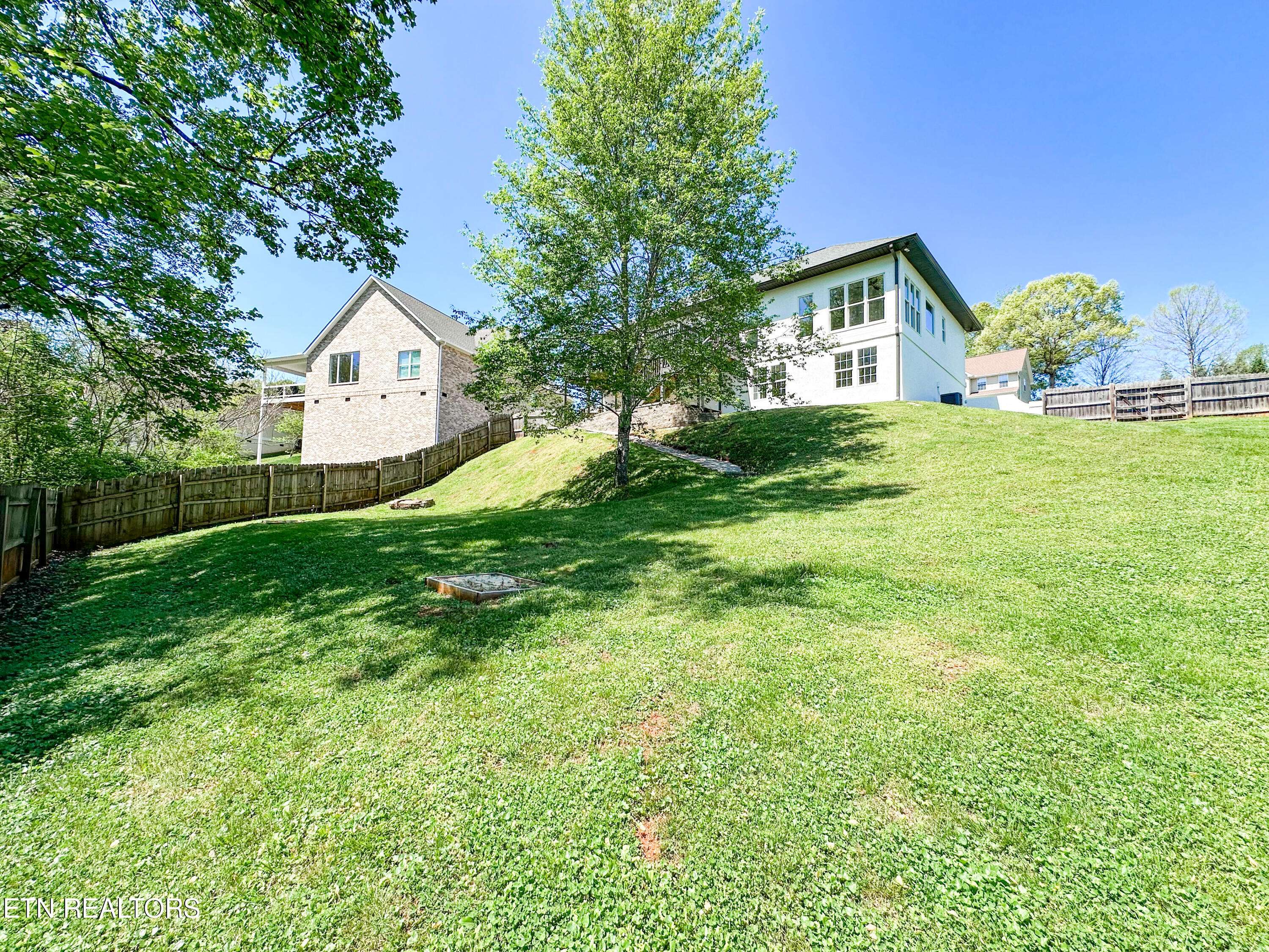 Knoxville, TN 37920,6938 Lake Bluff CT