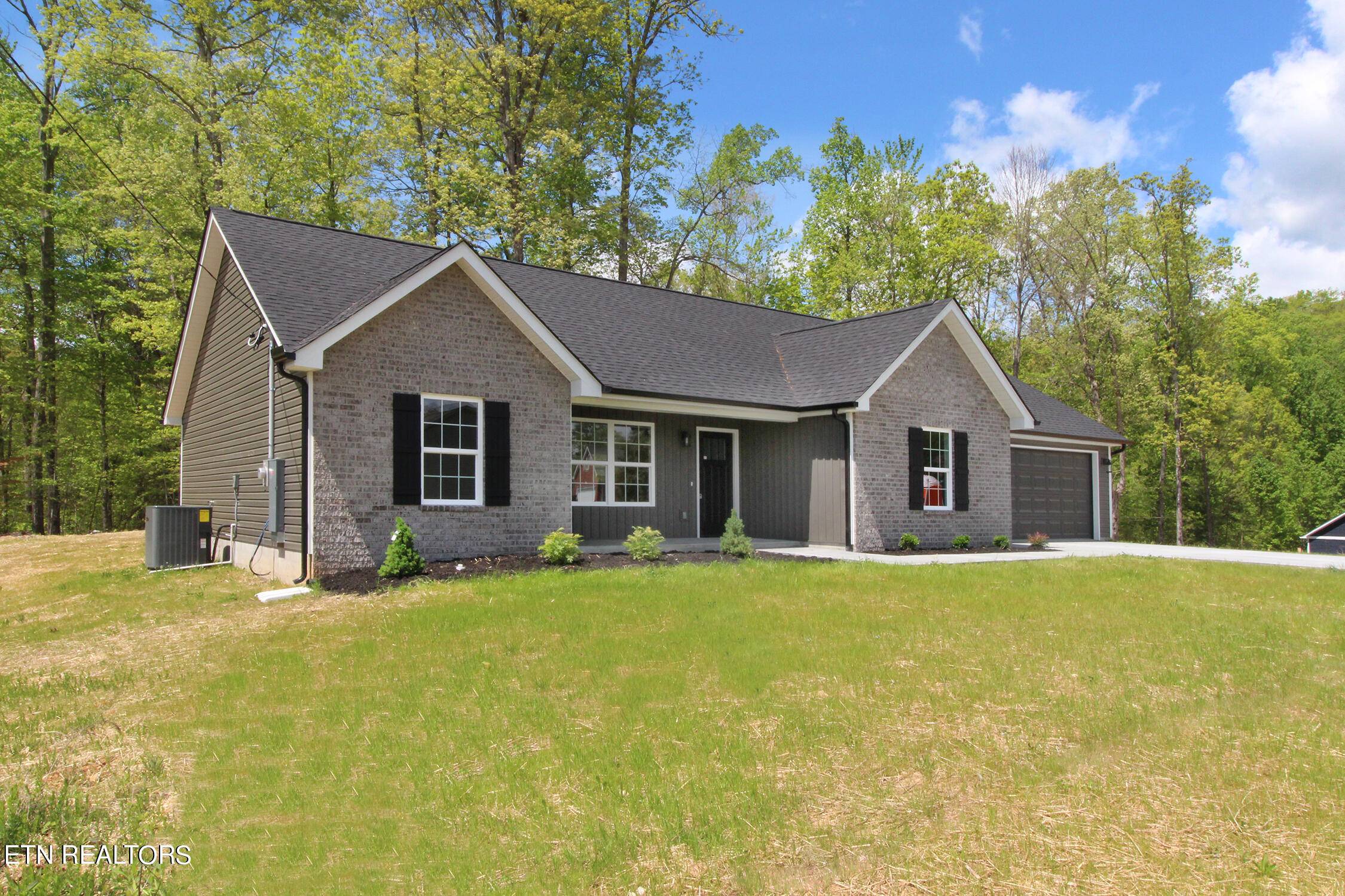 Maynardville, TN 37807,271 Covenant LN