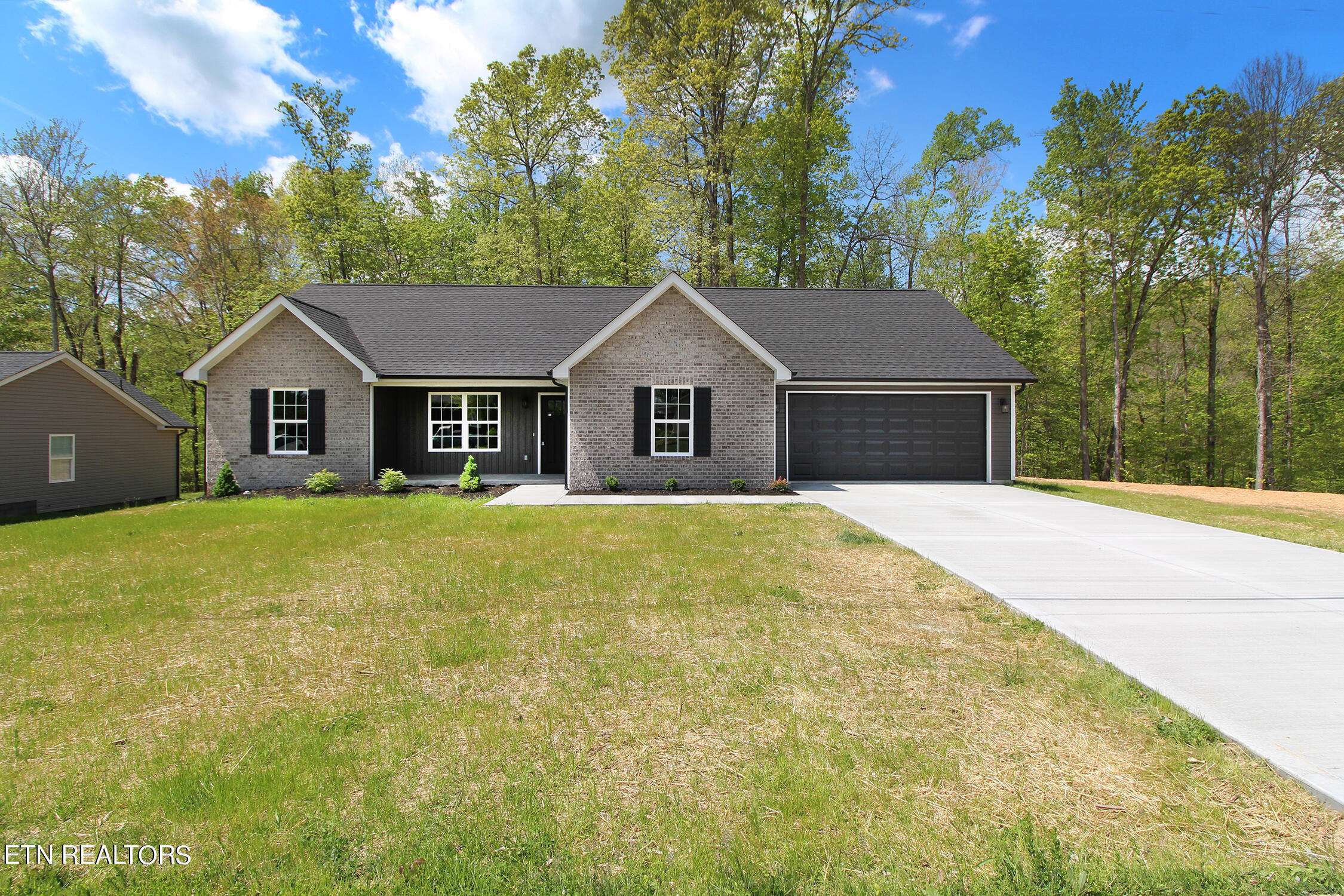 Maynardville, TN 37807,271 Covenant LN