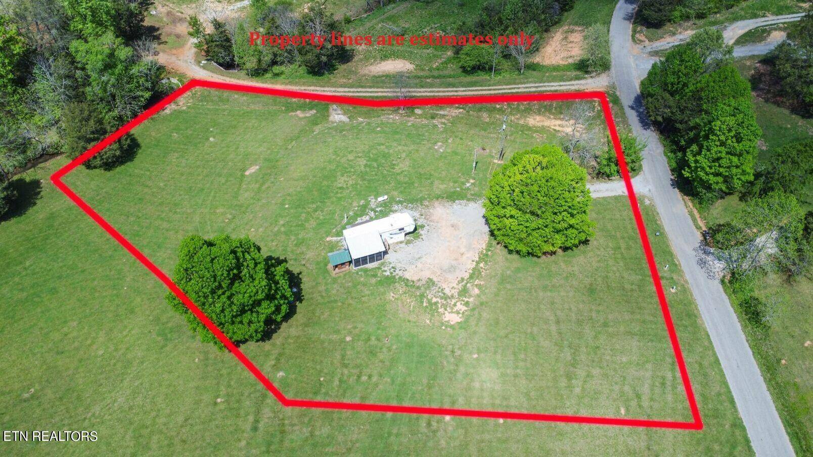 Tellico Plains, TN 37385,286 JD Farm Rd Rd