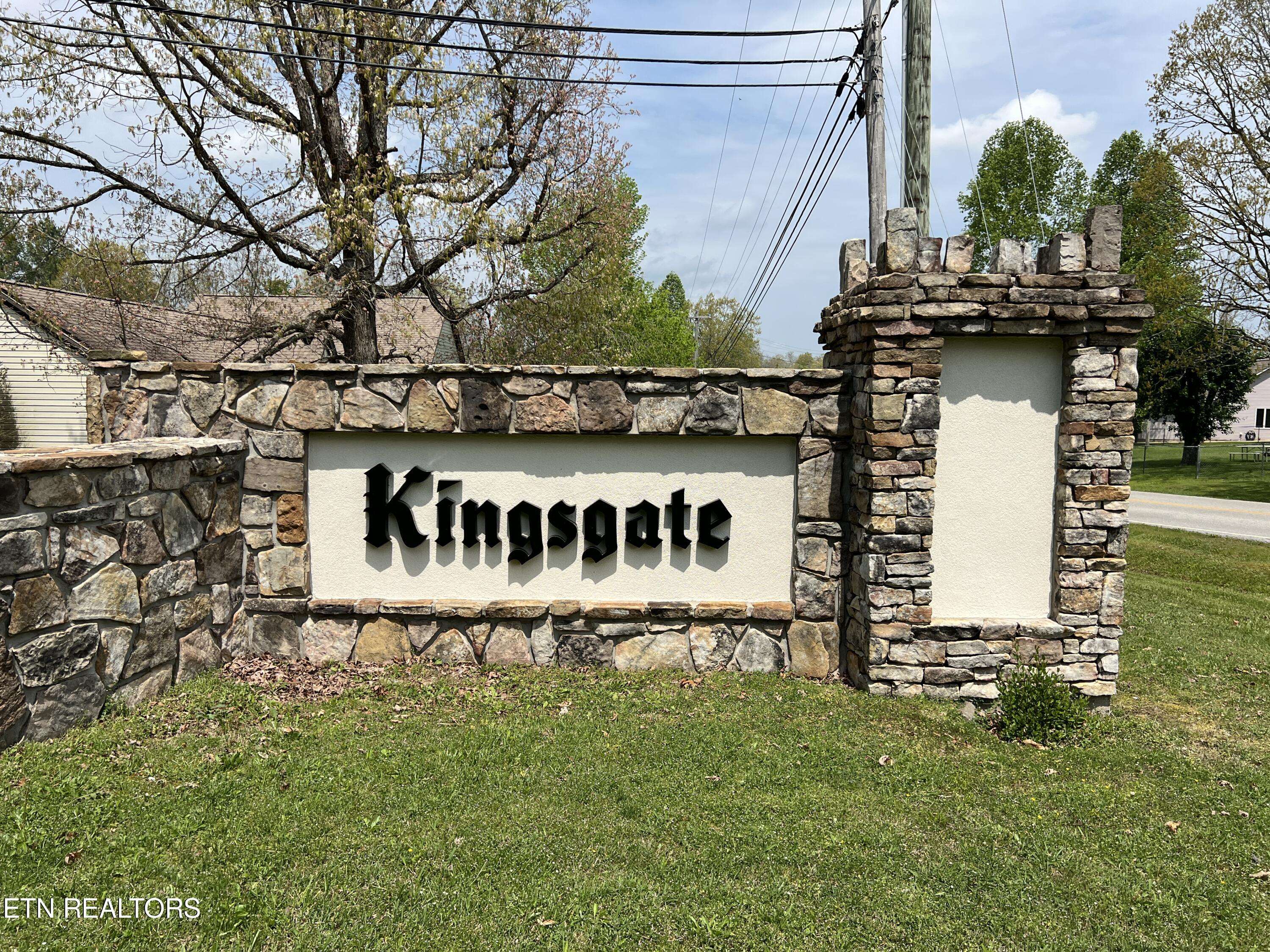 Crossville, TN 38571,399 Kings Row