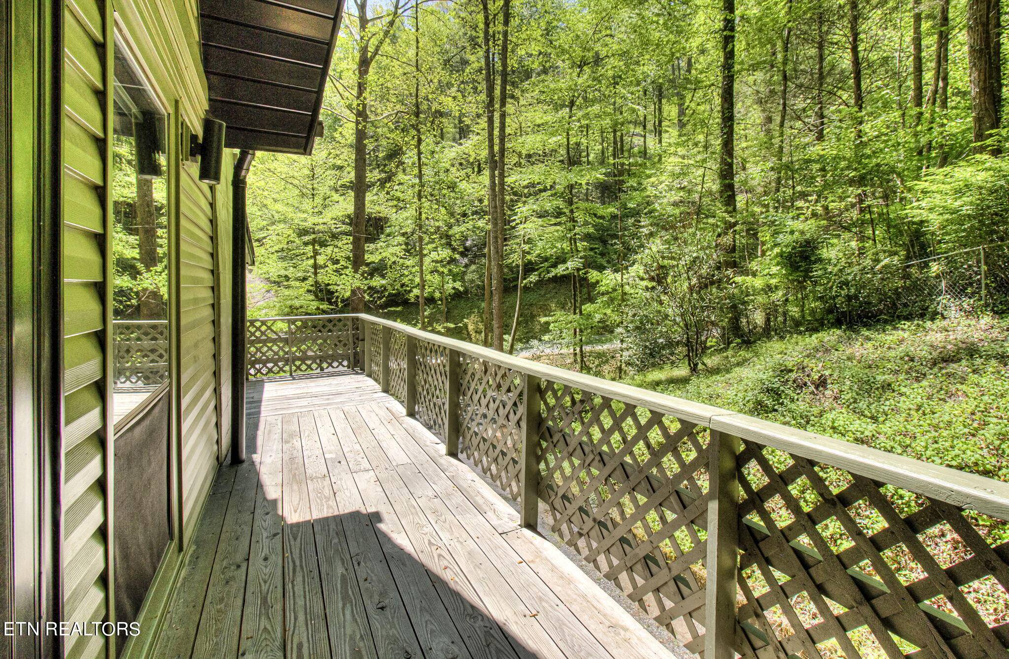 Gatlinburg, TN 37738,314 Bruce Rd