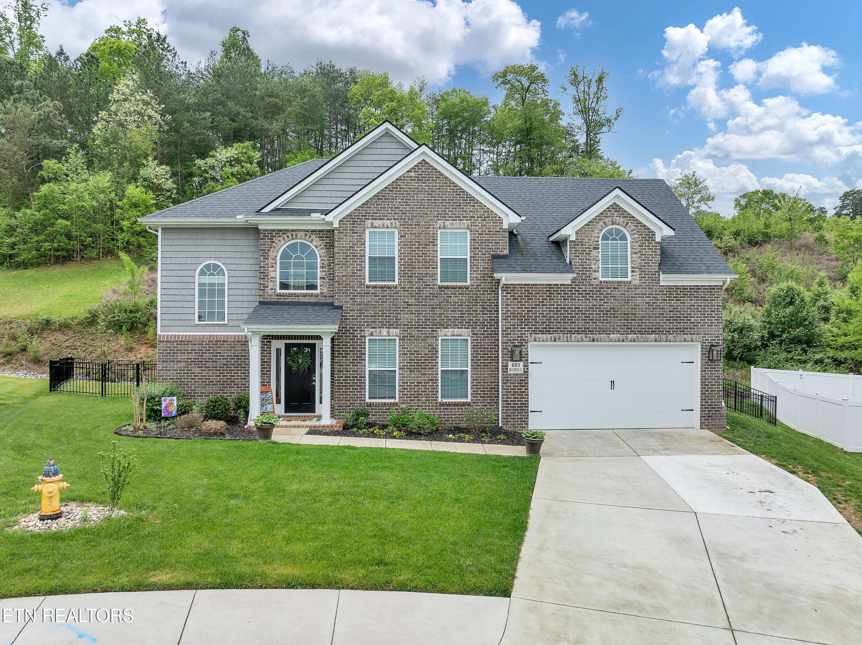 Maryville, TN 37801,603 Branchwood LN