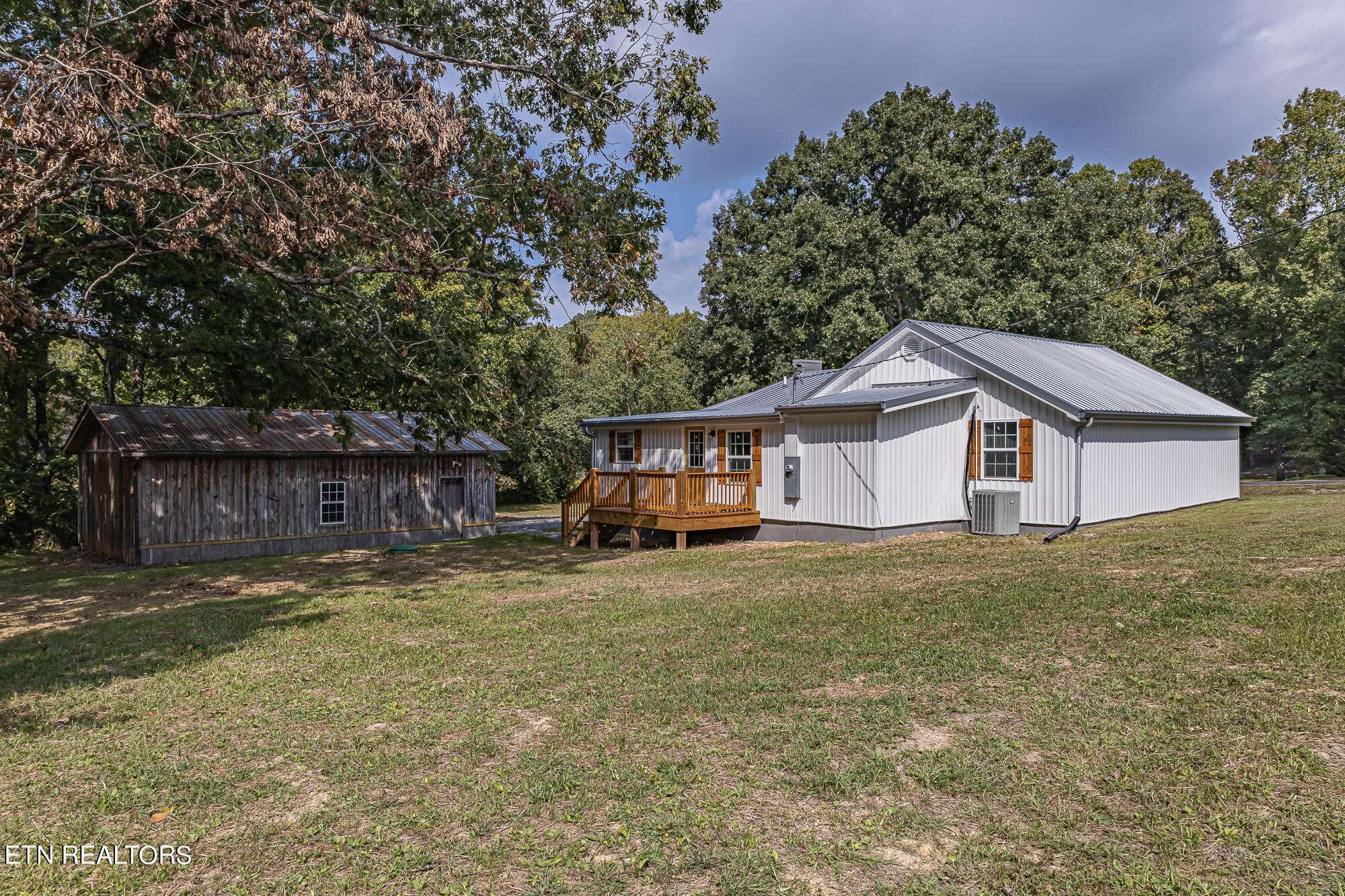 Niota, TN 37826,204 County Road 360