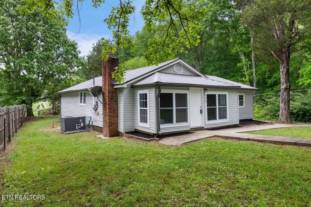 Oliver Springs, TN 37840,634 Johnson Rd