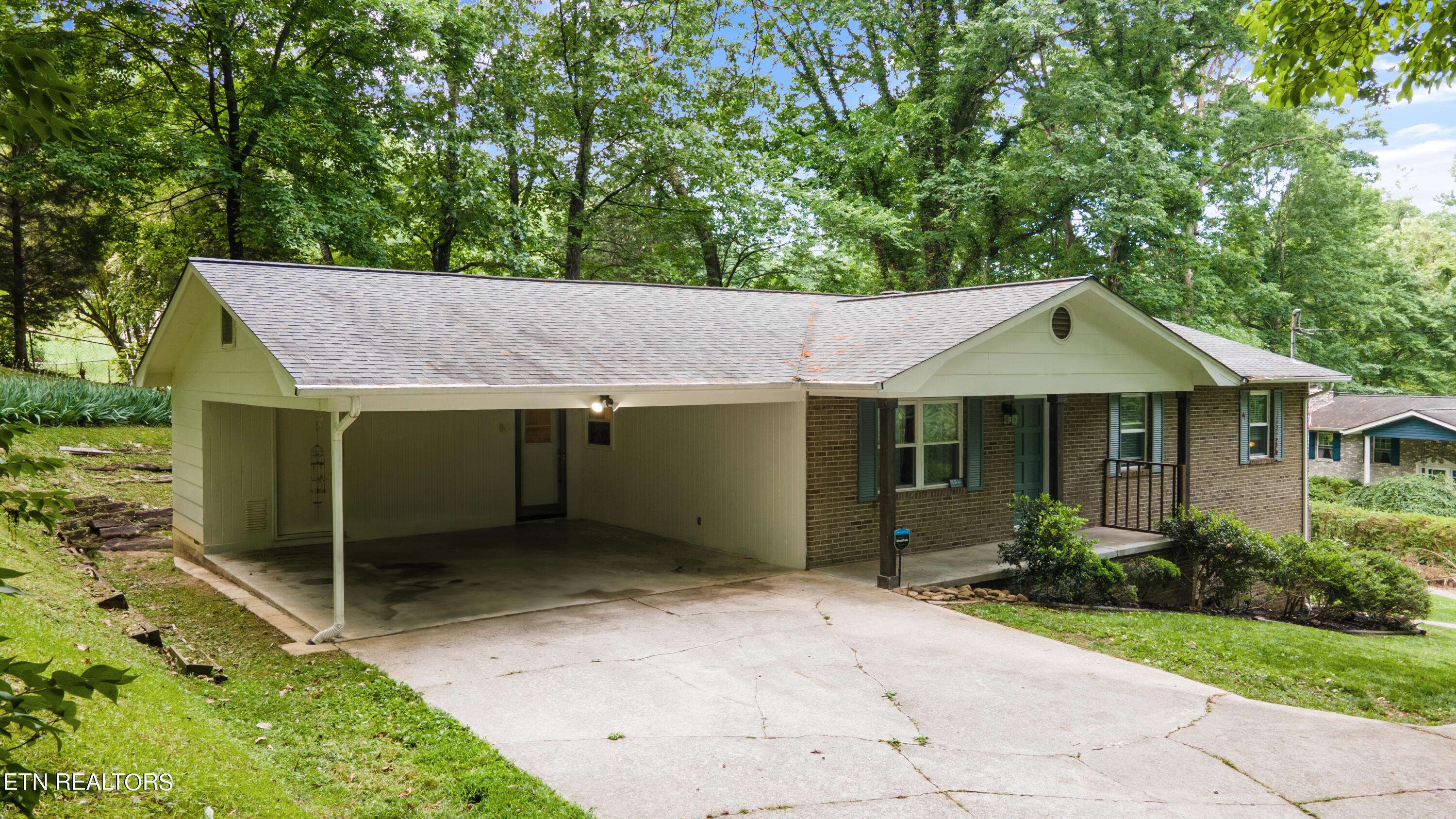 Powell, TN 37849,243 Early DR