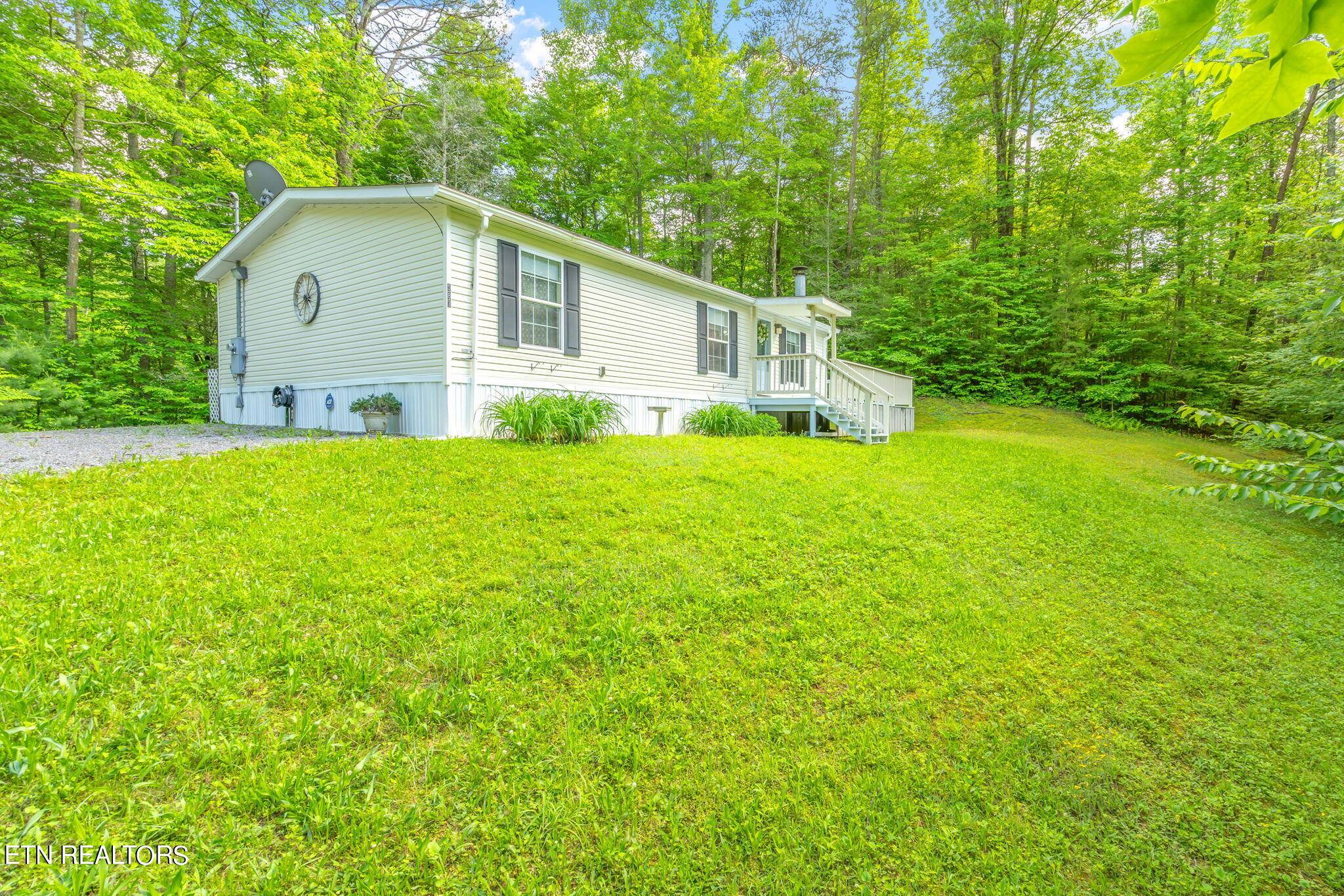 Cosby, TN 37722,587 White Rock WAY