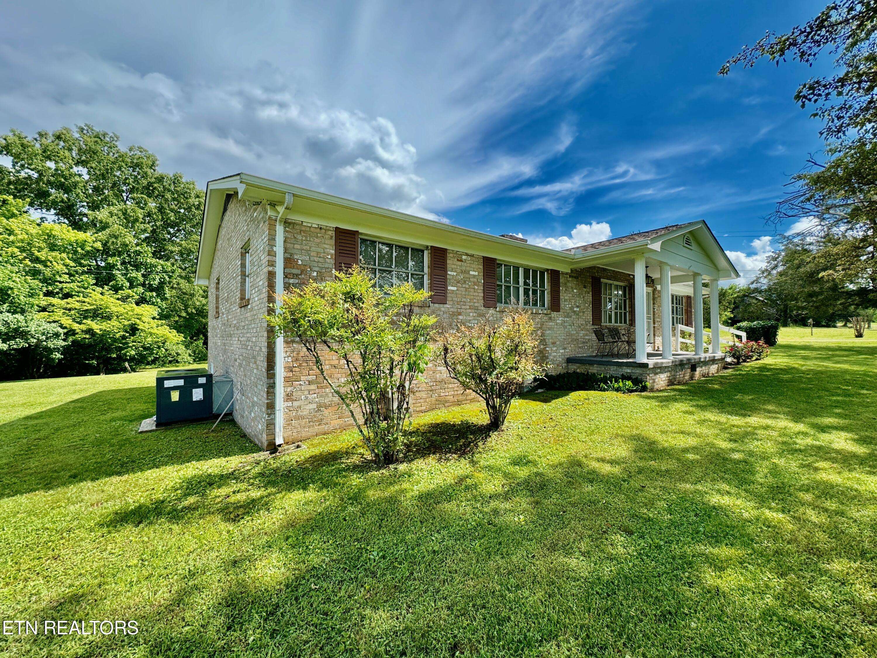 Corryton, TN 37721,8214 Tazewell PIKE