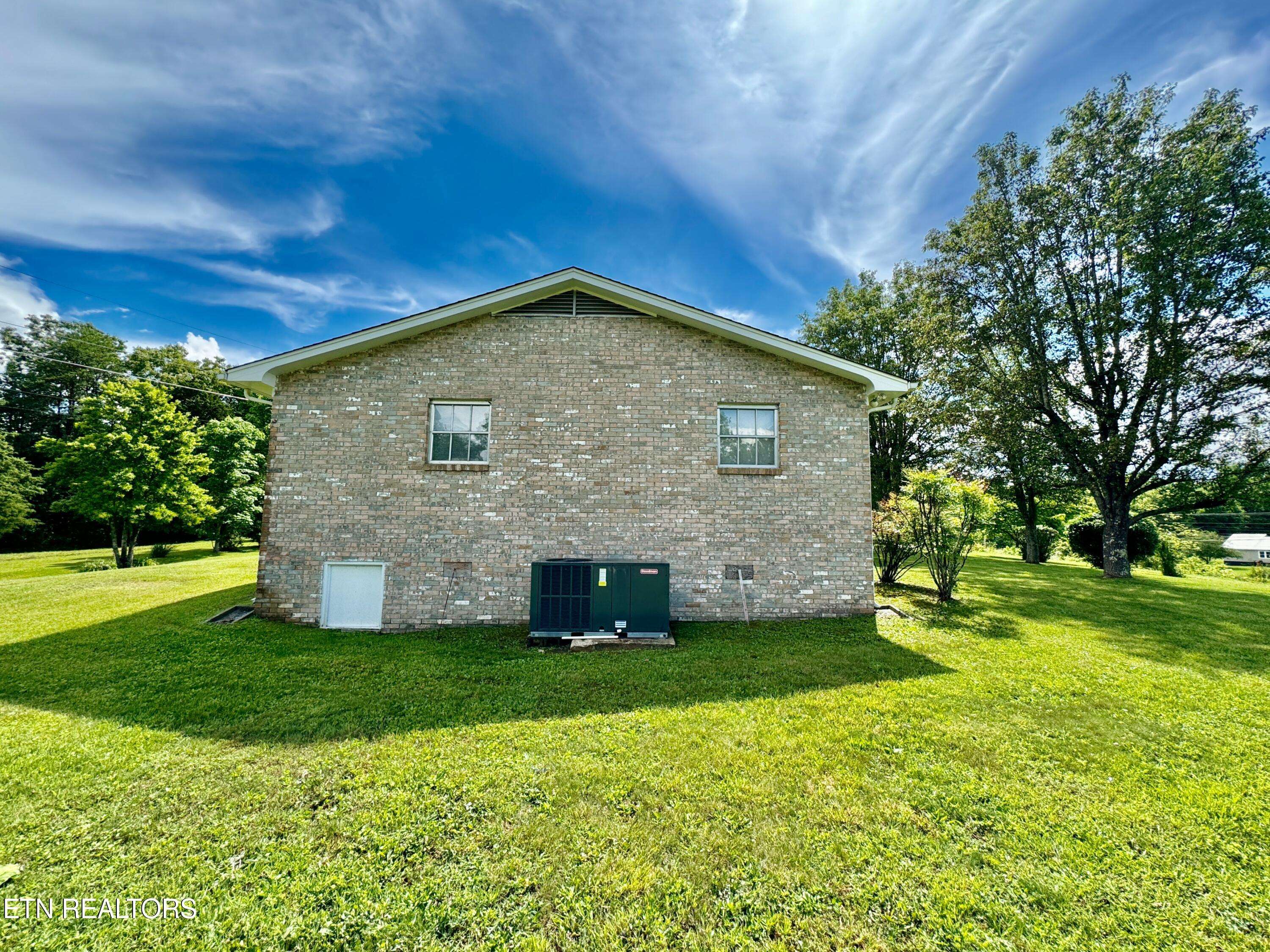 Corryton, TN 37721,8214 Tazewell PIKE