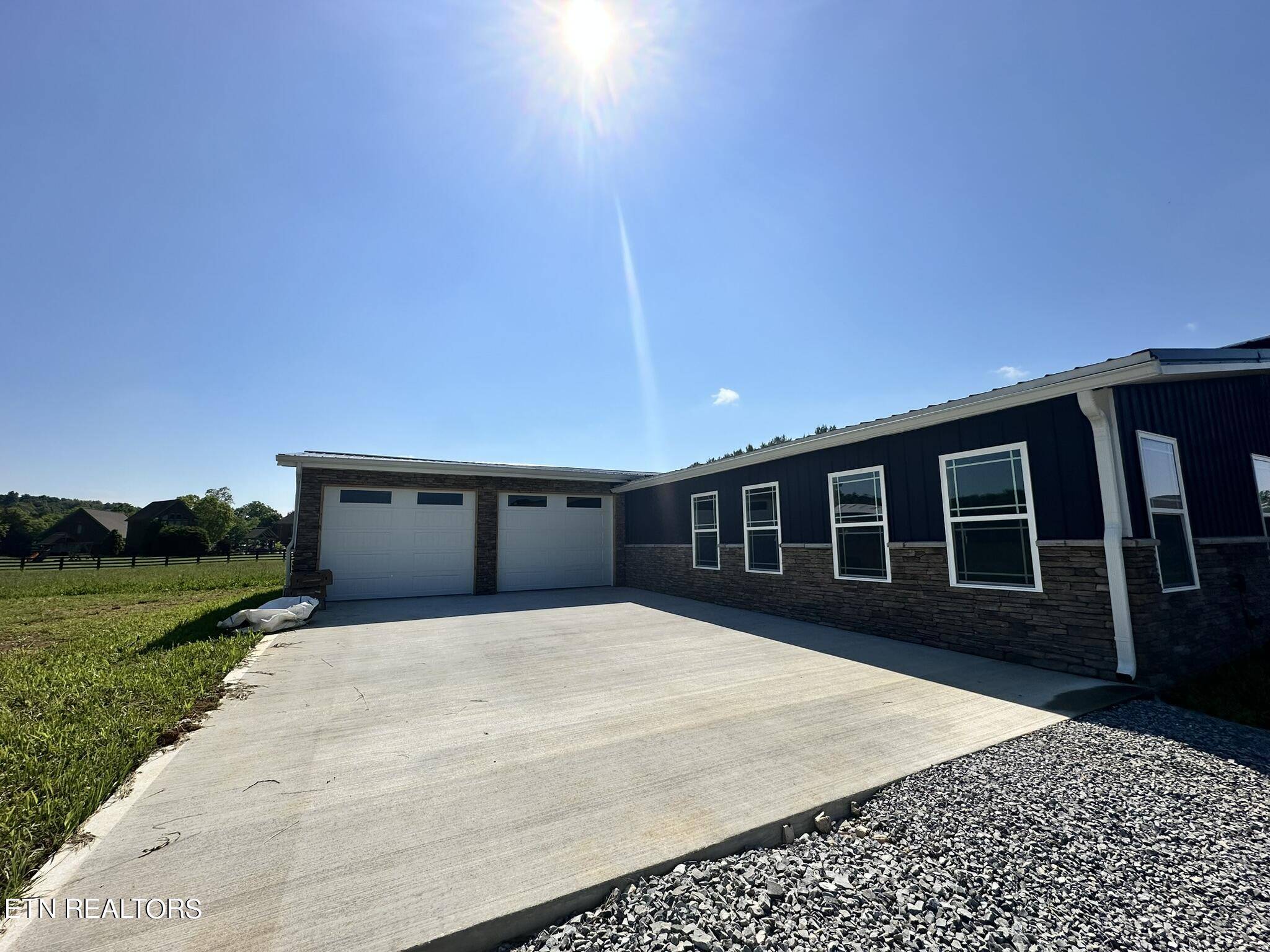 Speedwell, TN 37870,522 Lavender View LN