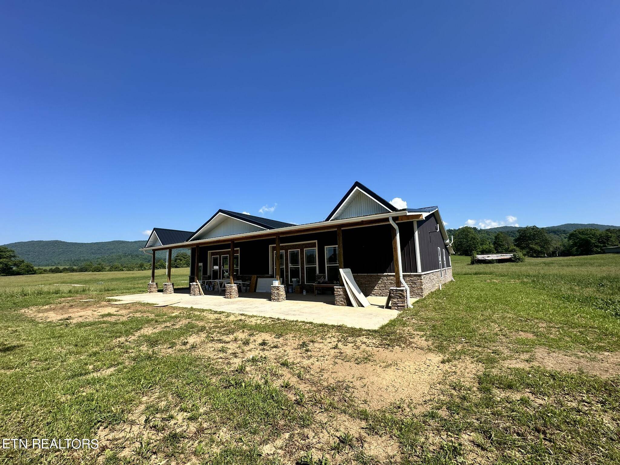 Speedwell, TN 37870,522 Lavender View LN