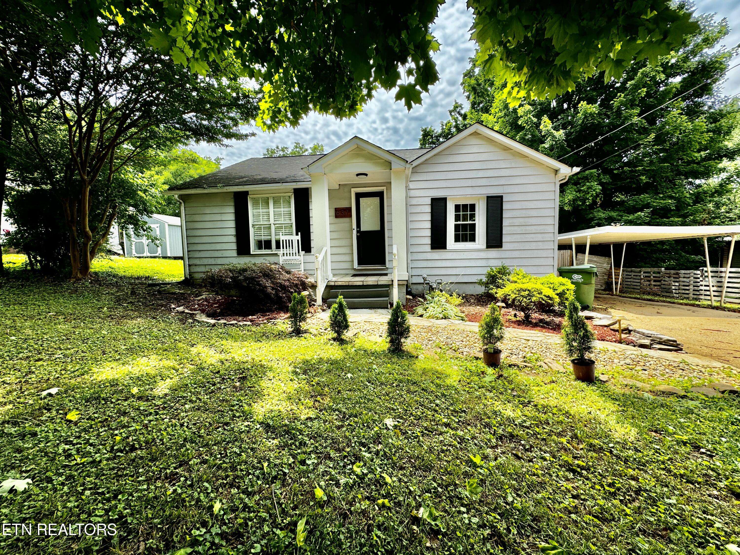 Maryville, TN 37801,637 Dunlap St