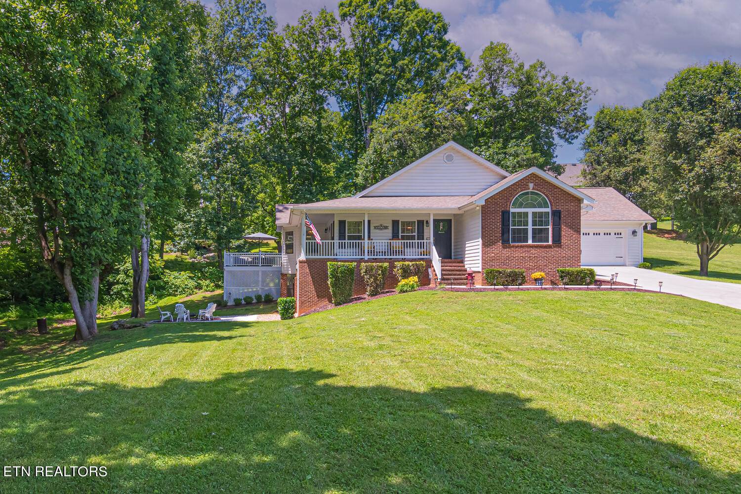 Jefferson City, TN 37760,230 Americana LN