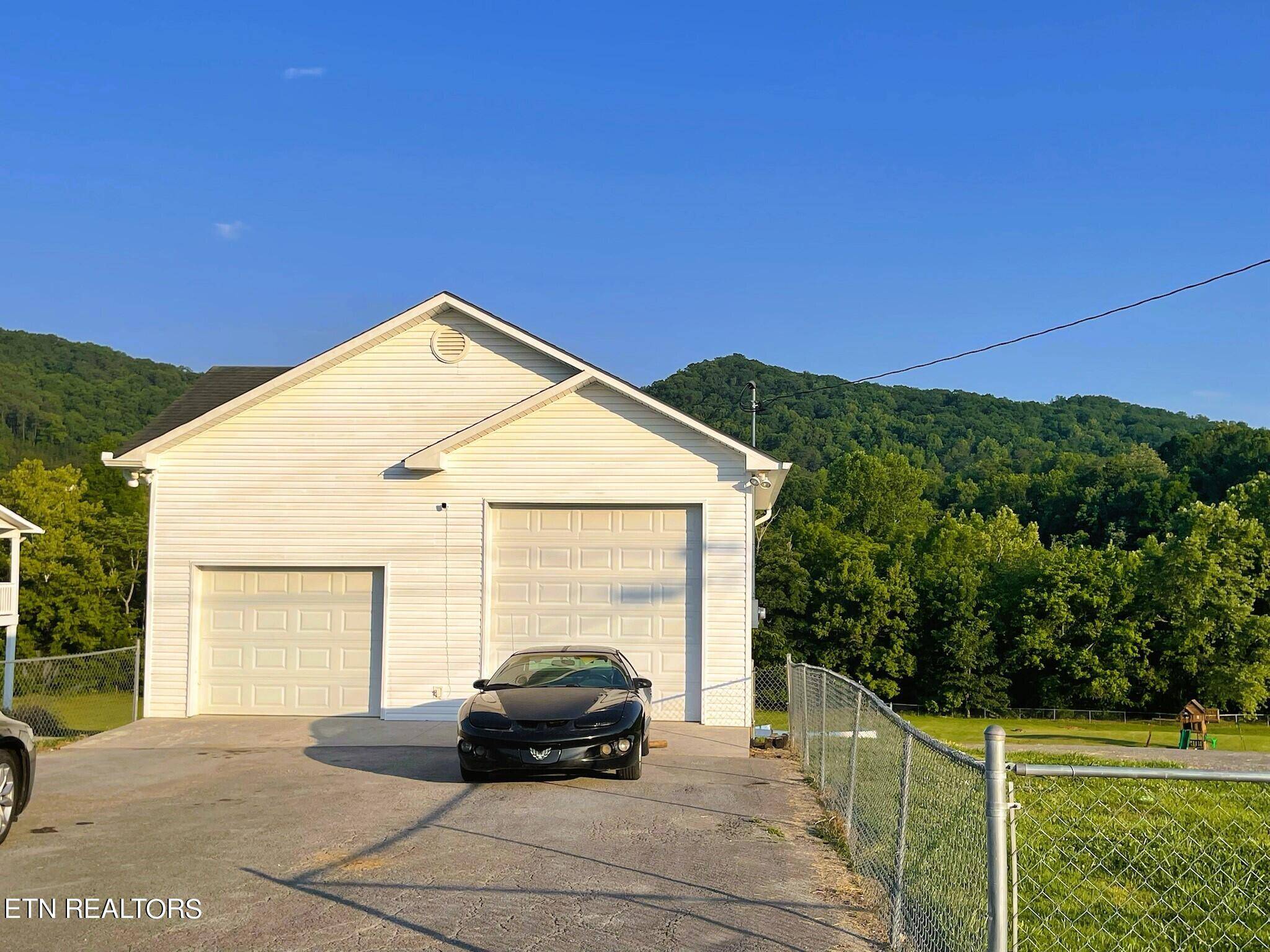 Maynardville, TN 37807,161 Bowman LN