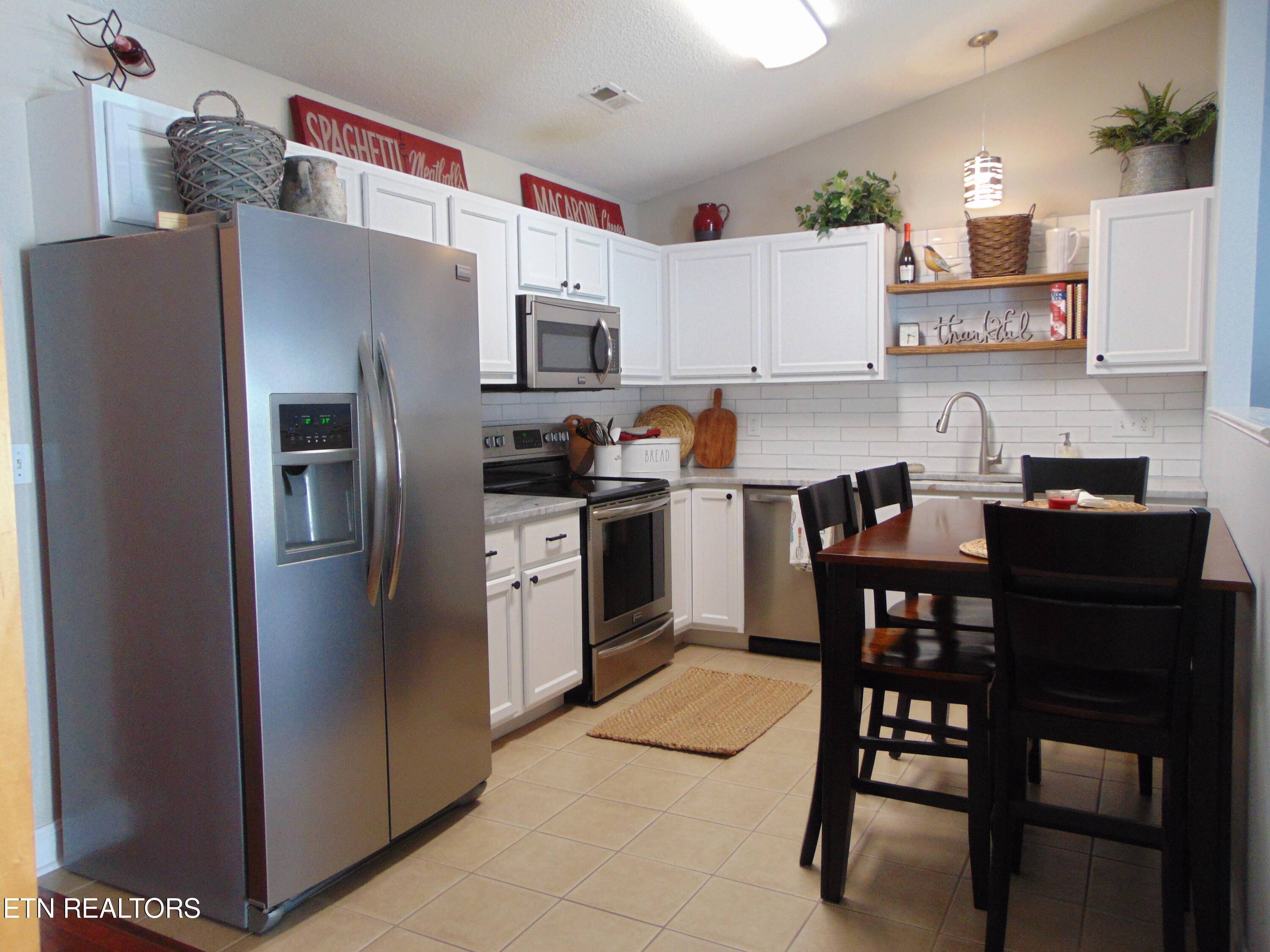 Knoxville, TN 37912,728 Greensboro WAY