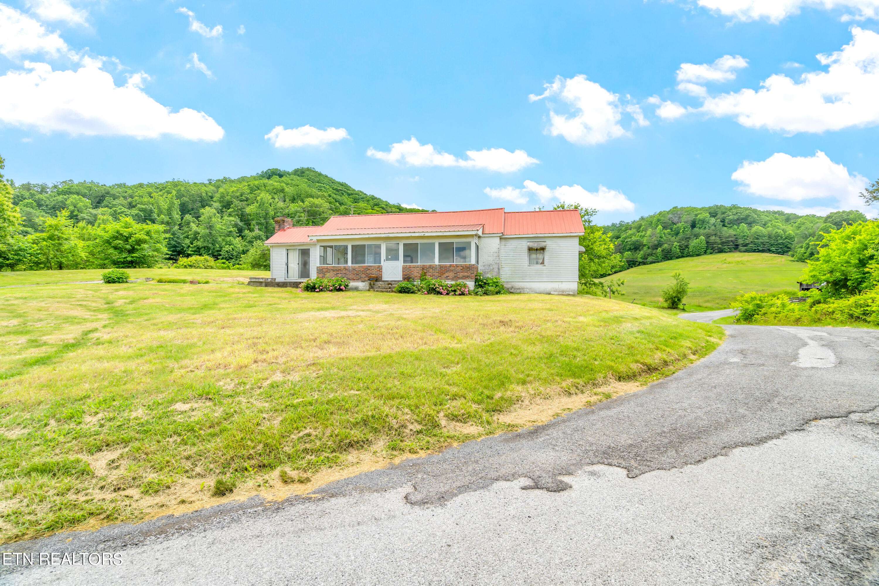 Mooresburg, TN 37811,133 Stubblefield Rd