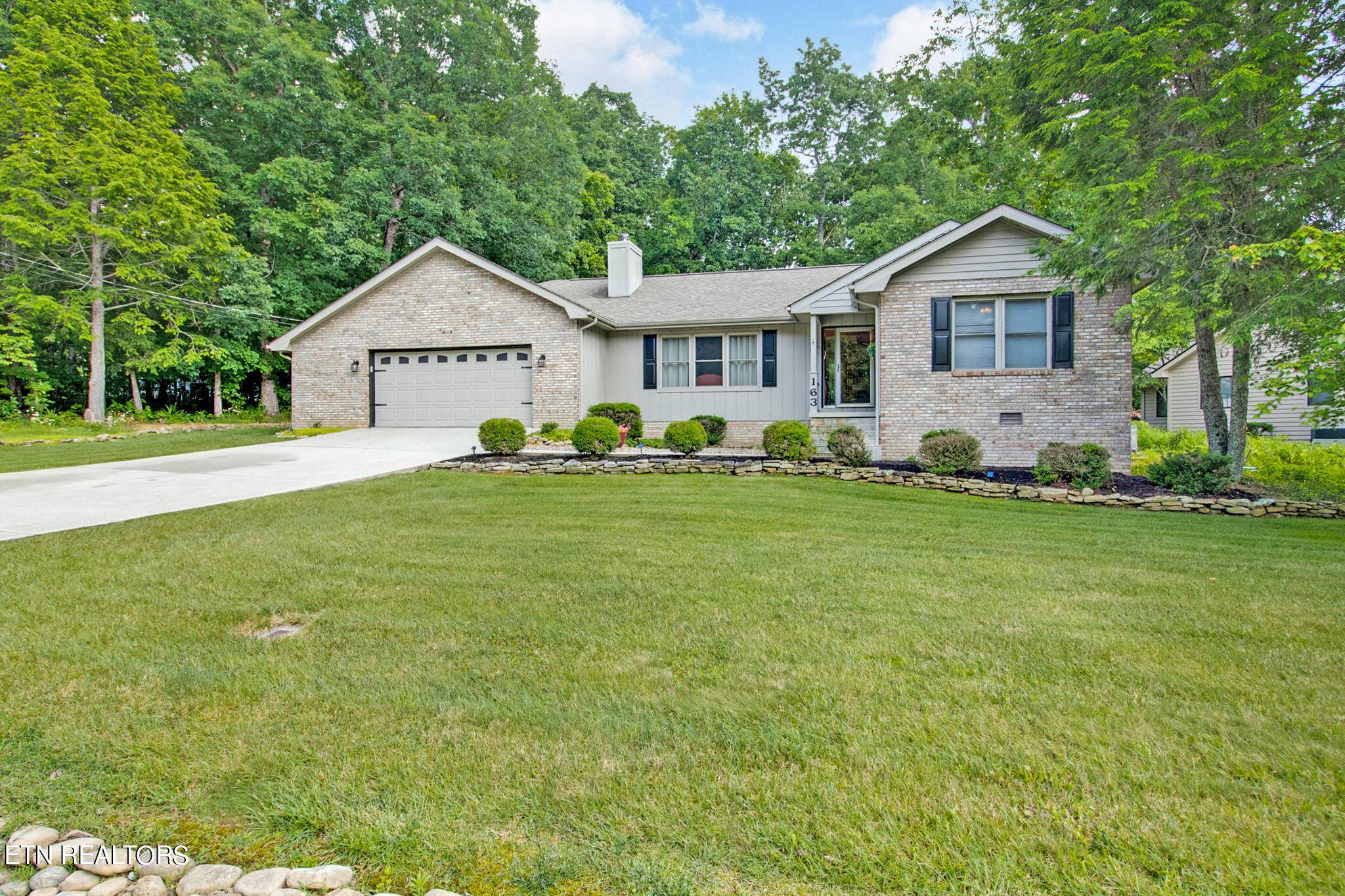 Crossville, TN 38558,163 Lakeside DR