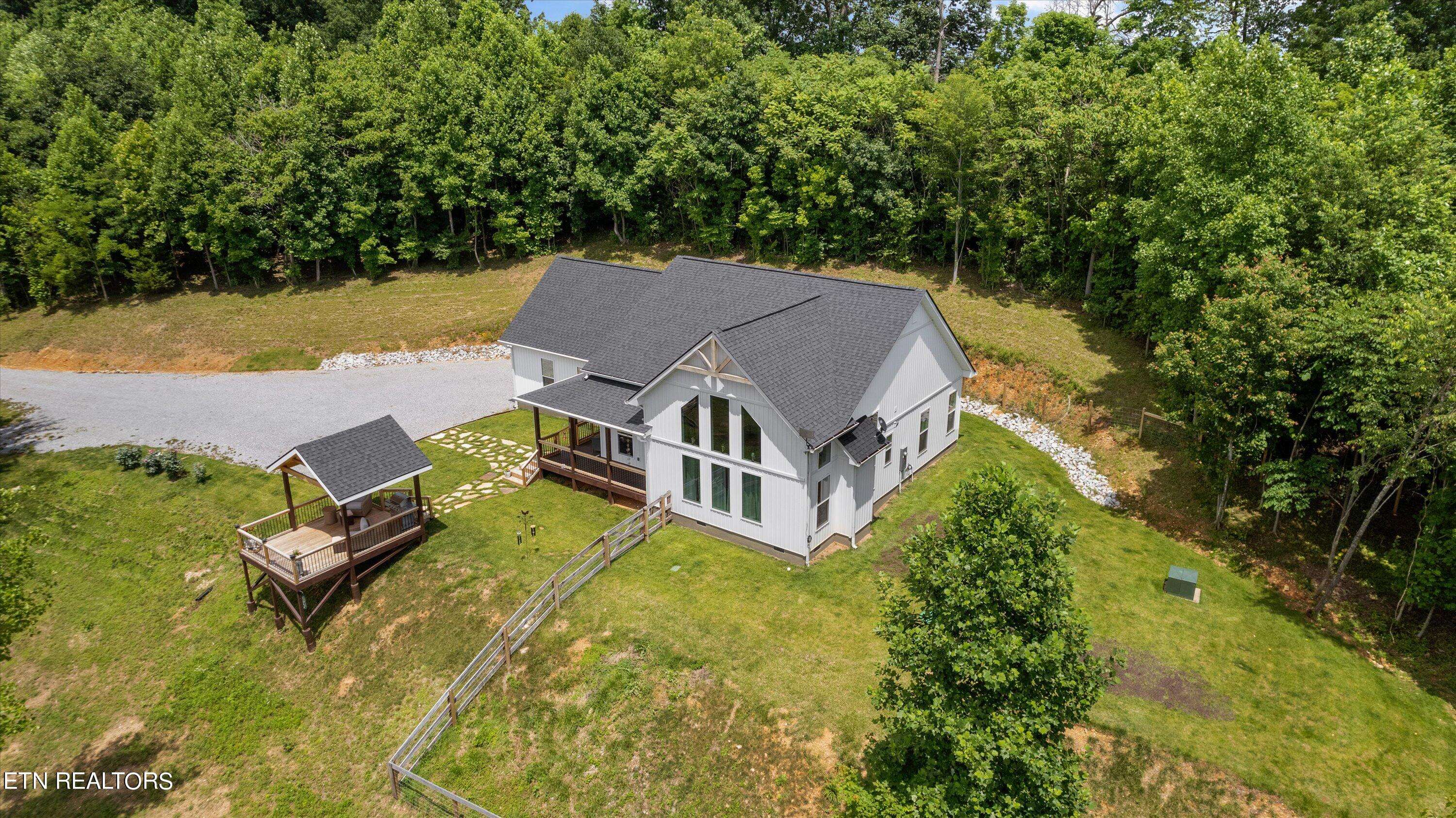 Niota, TN 37826,737 County Road 319