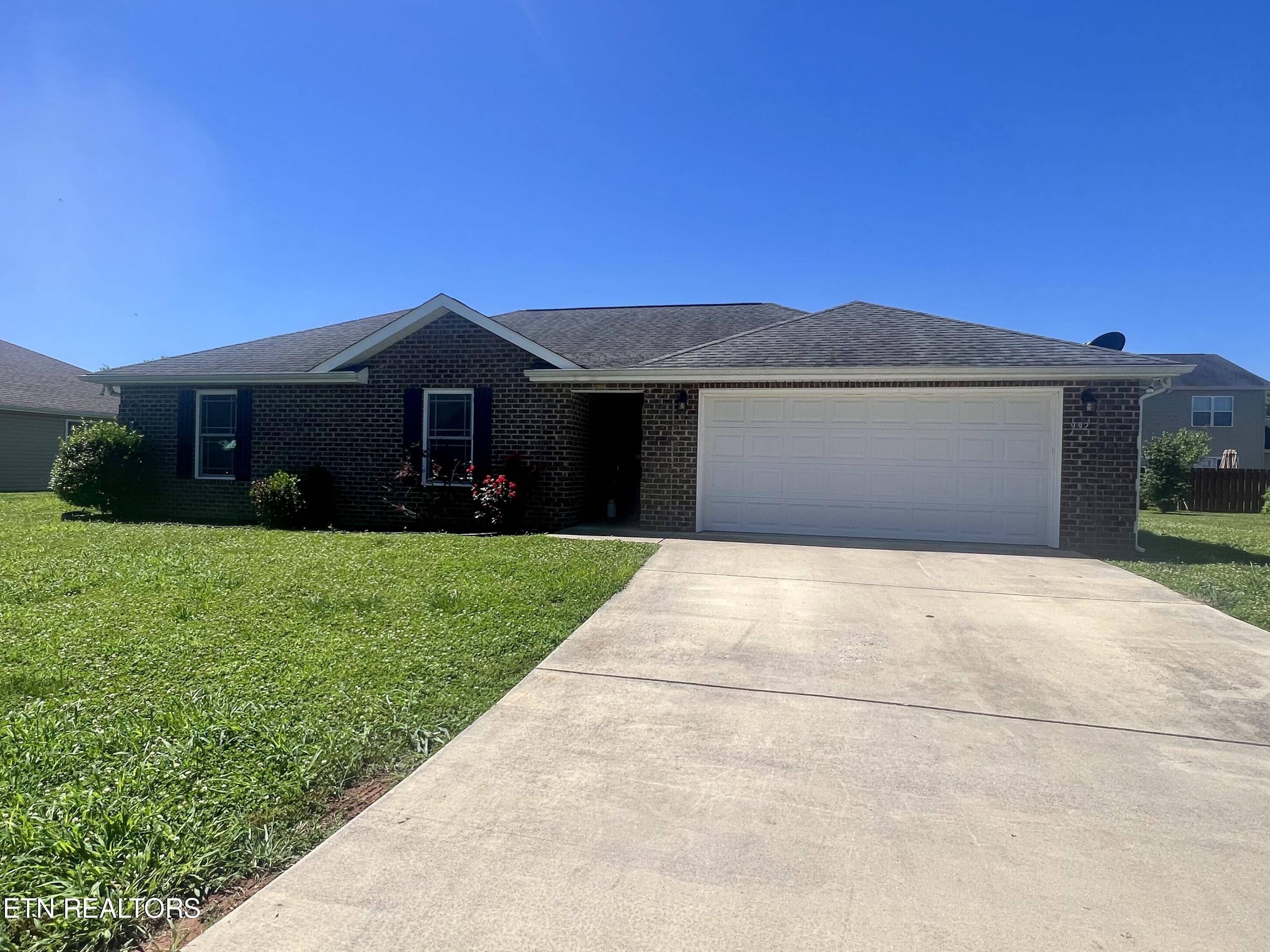 Loudon, TN 37774,992 Evelyn DR