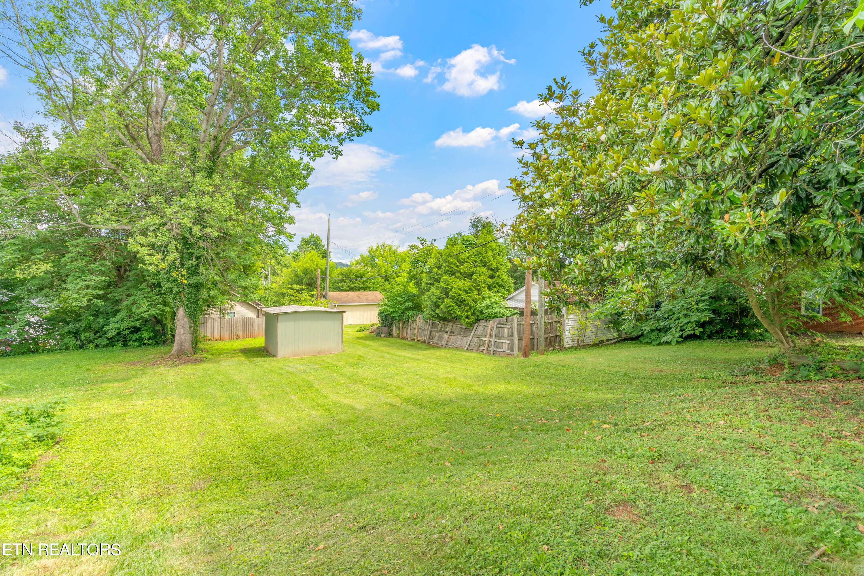 Knoxville, TN 37917,1043 Oglewood Ave