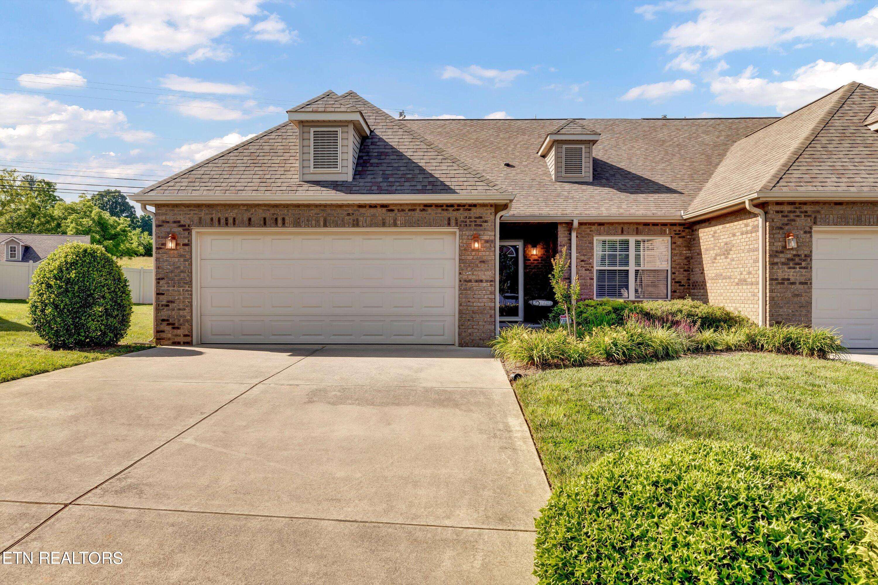 Lenoir City, TN 37771,325 Glenview CIR