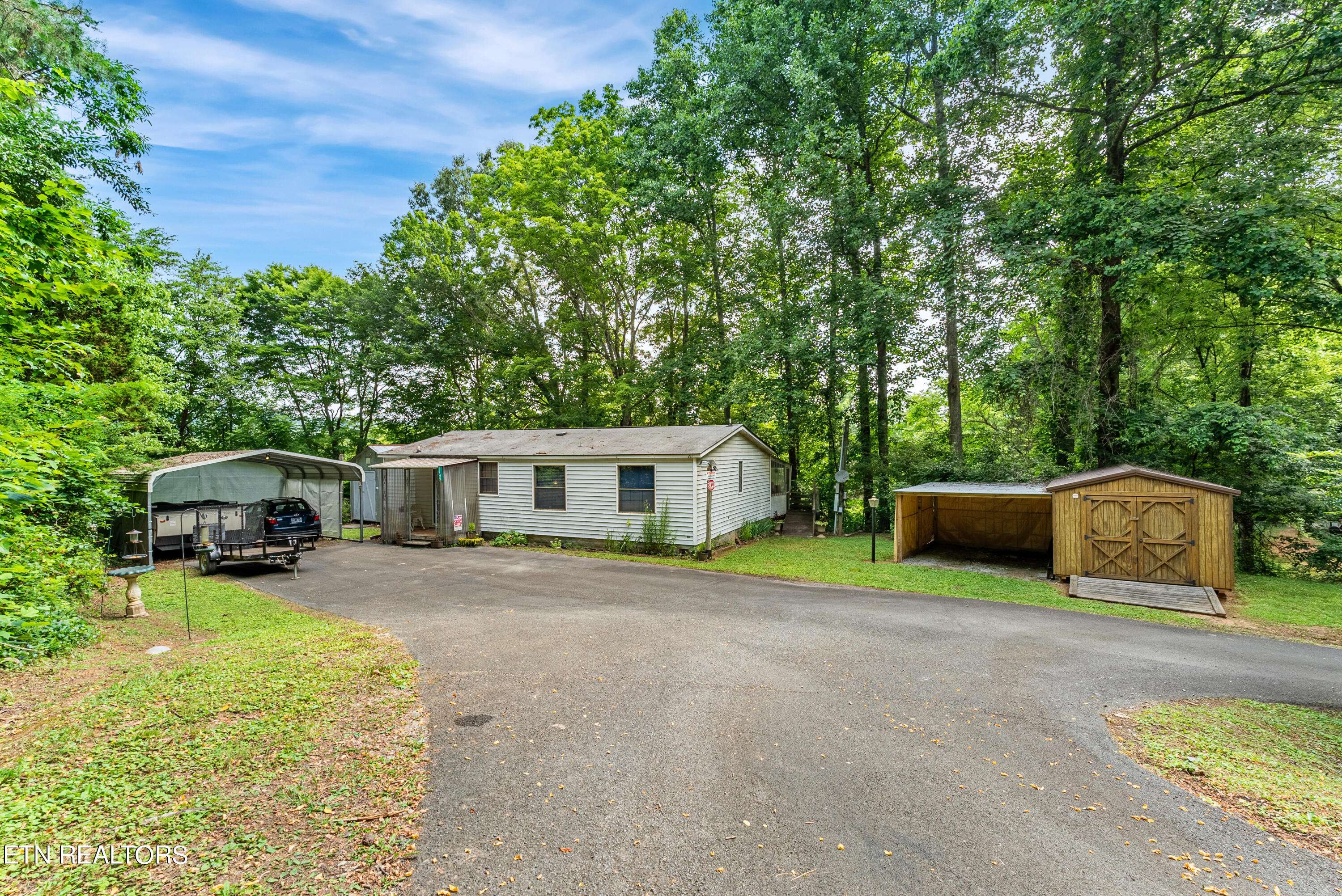 Clinton, TN 37716,1245/1239 Ridgeview