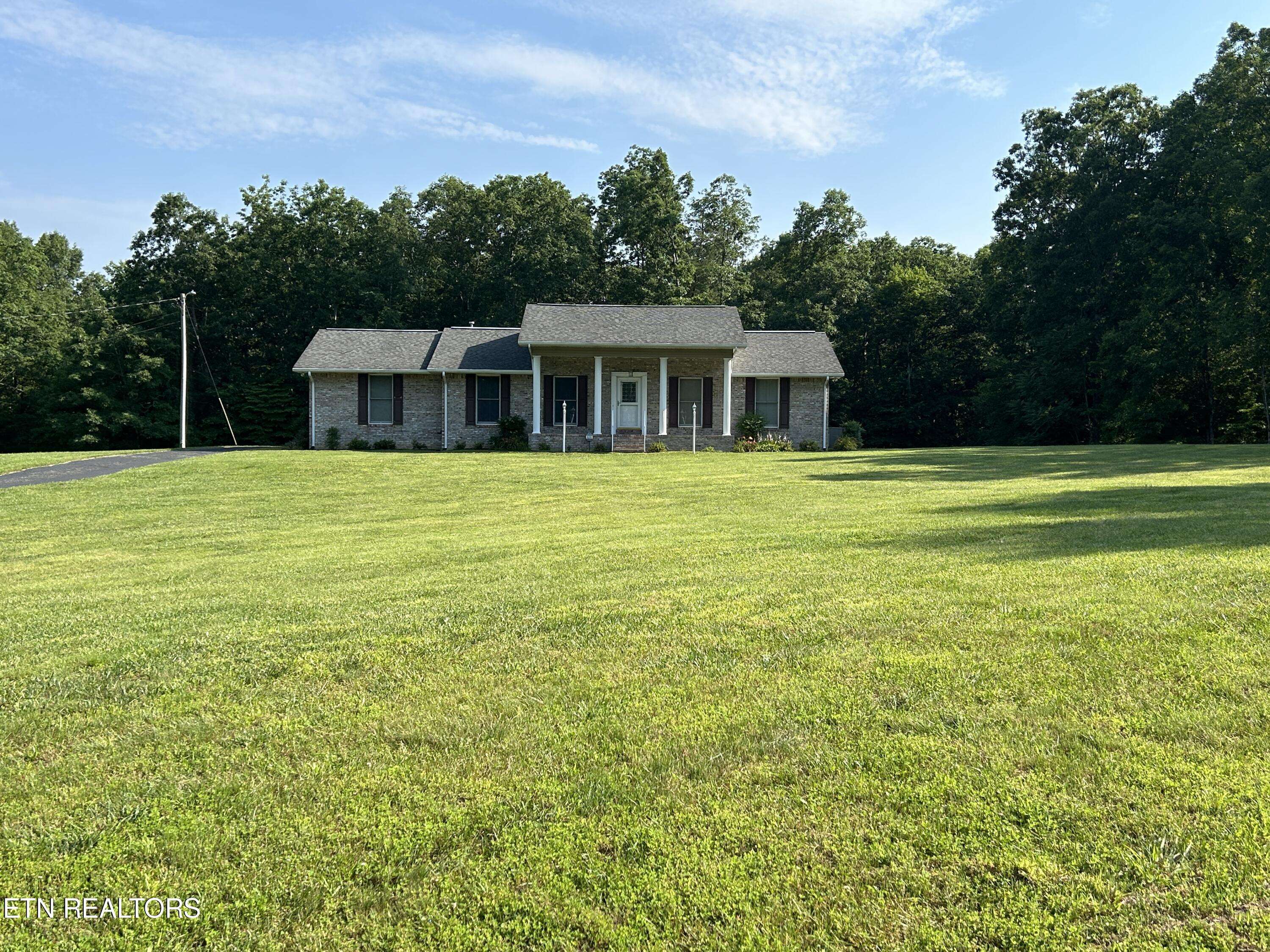 Jamestown, TN 38556,1107 Circle DR