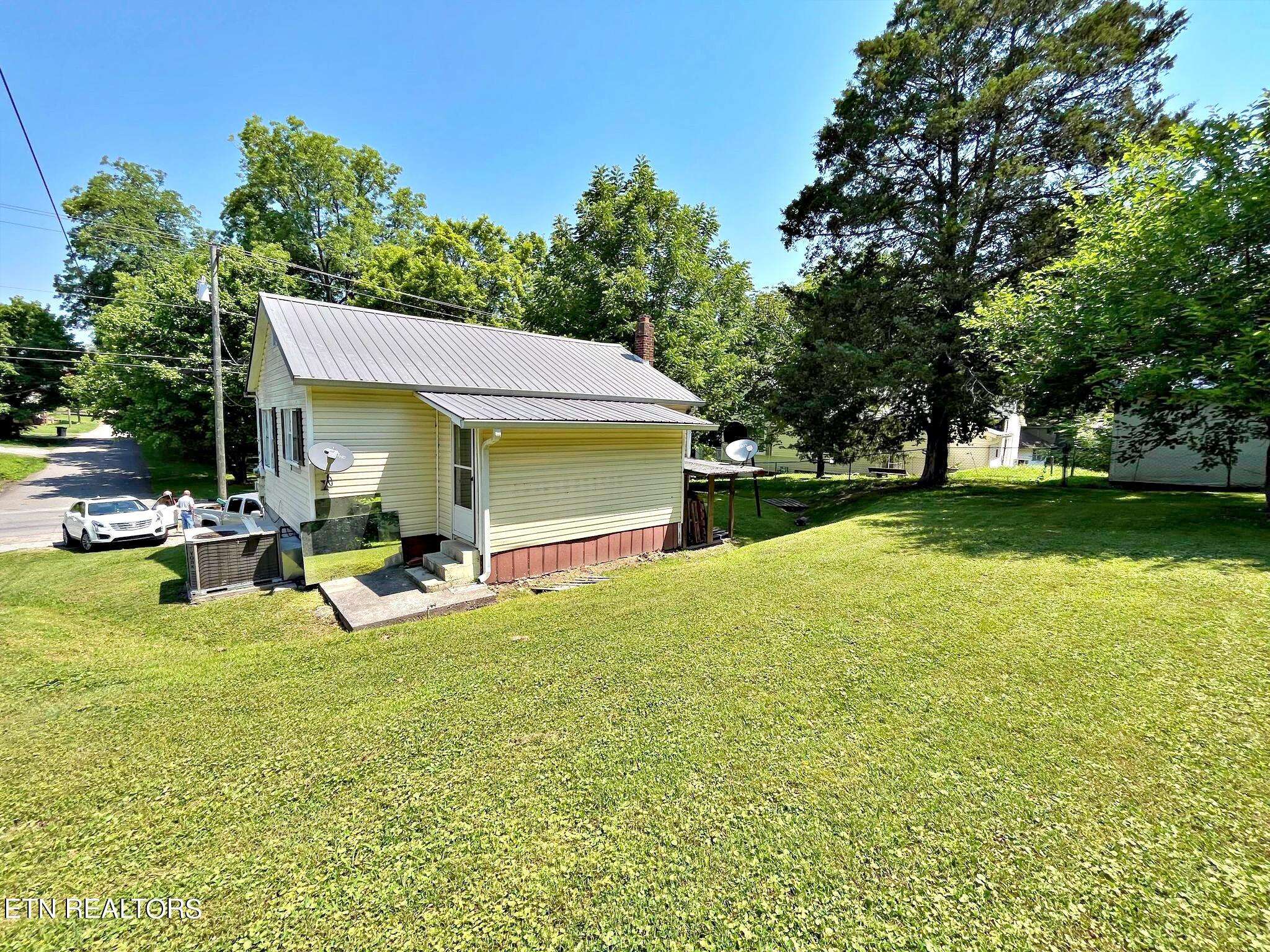 Athens, TN 37303,313 Glendale Avenue