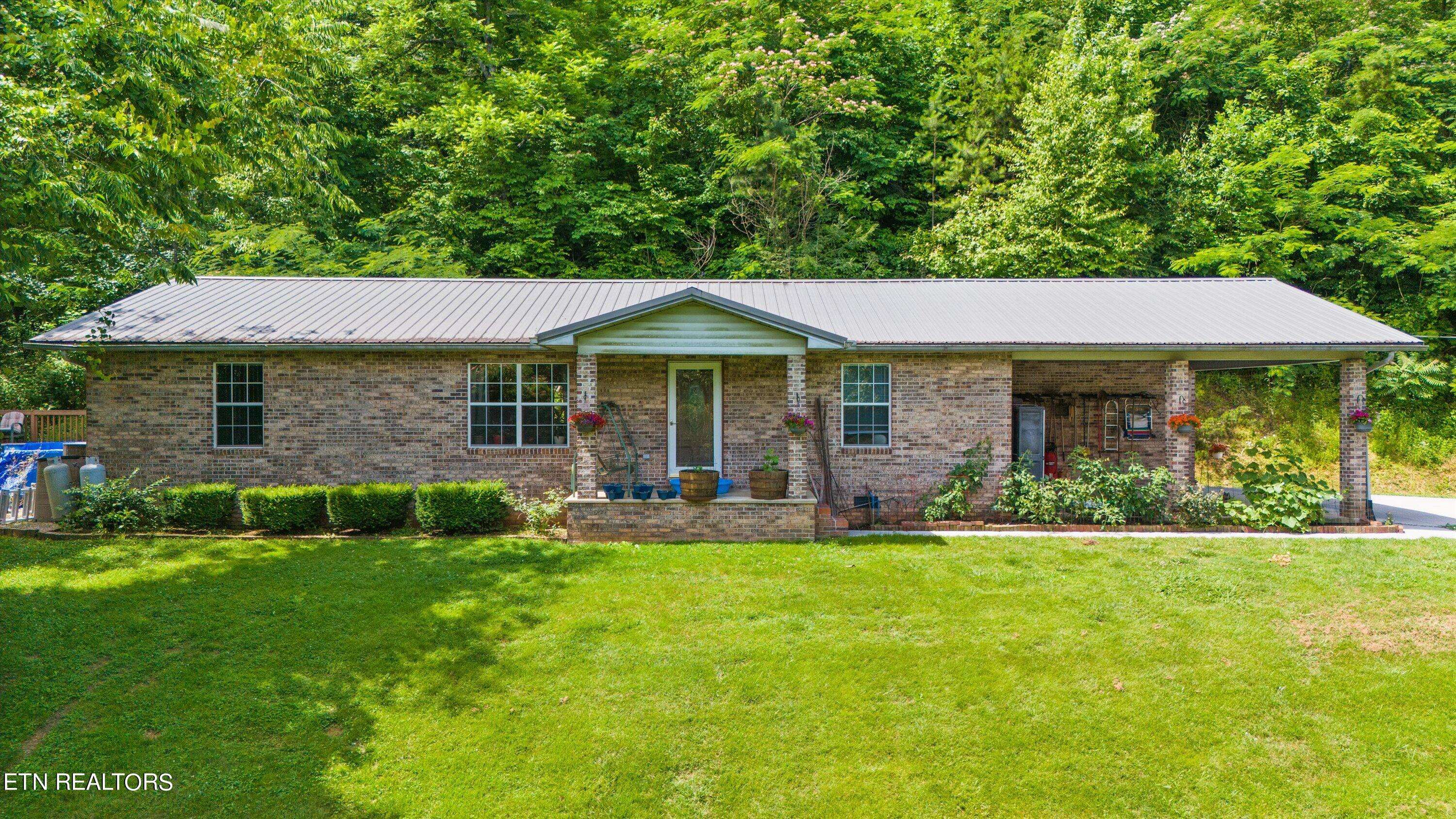 Sevierville, TN 37876,1348 Upper Middle Creek Rd