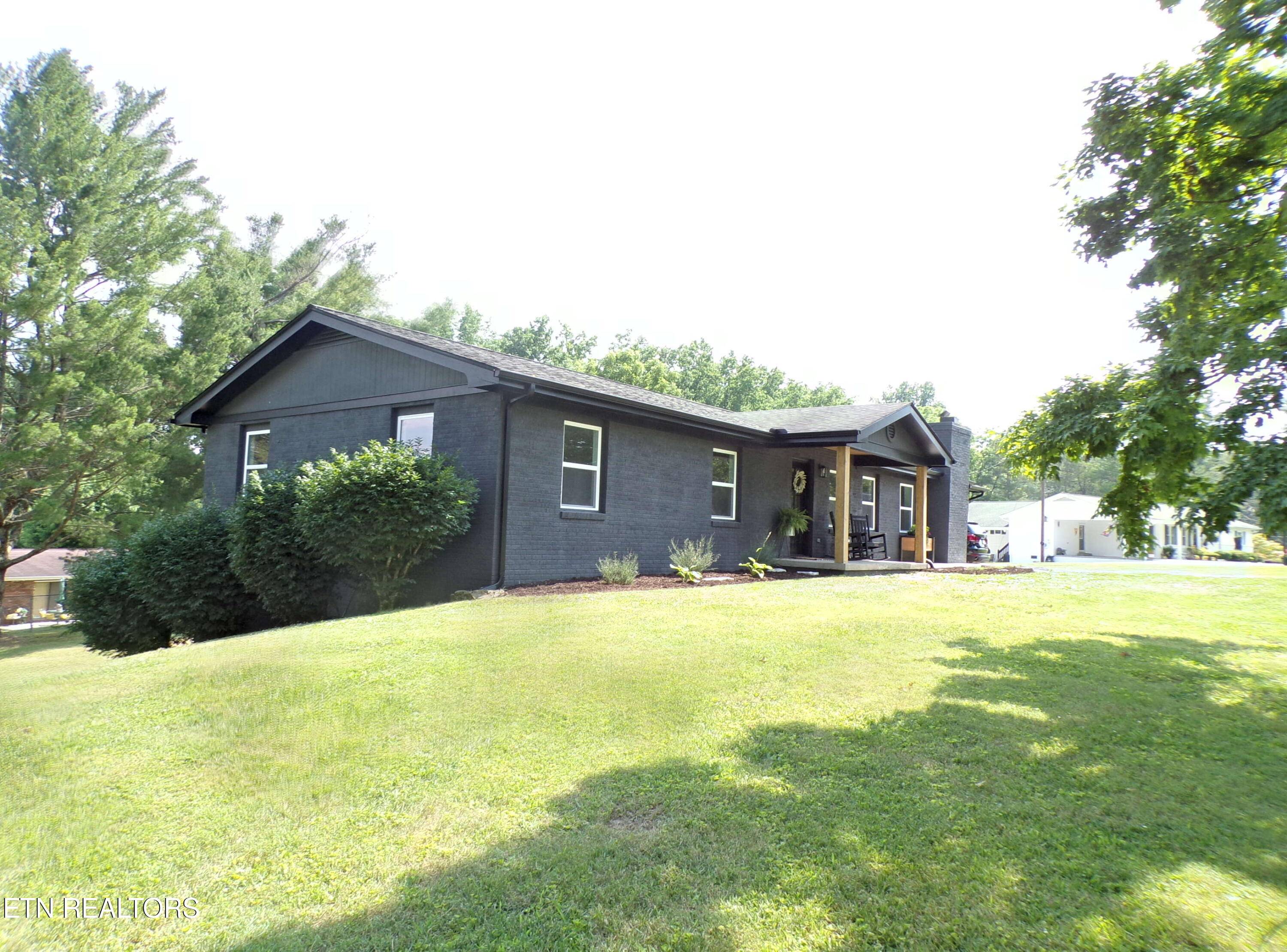 Lafollette, TN 37766,386 McKinney Rd