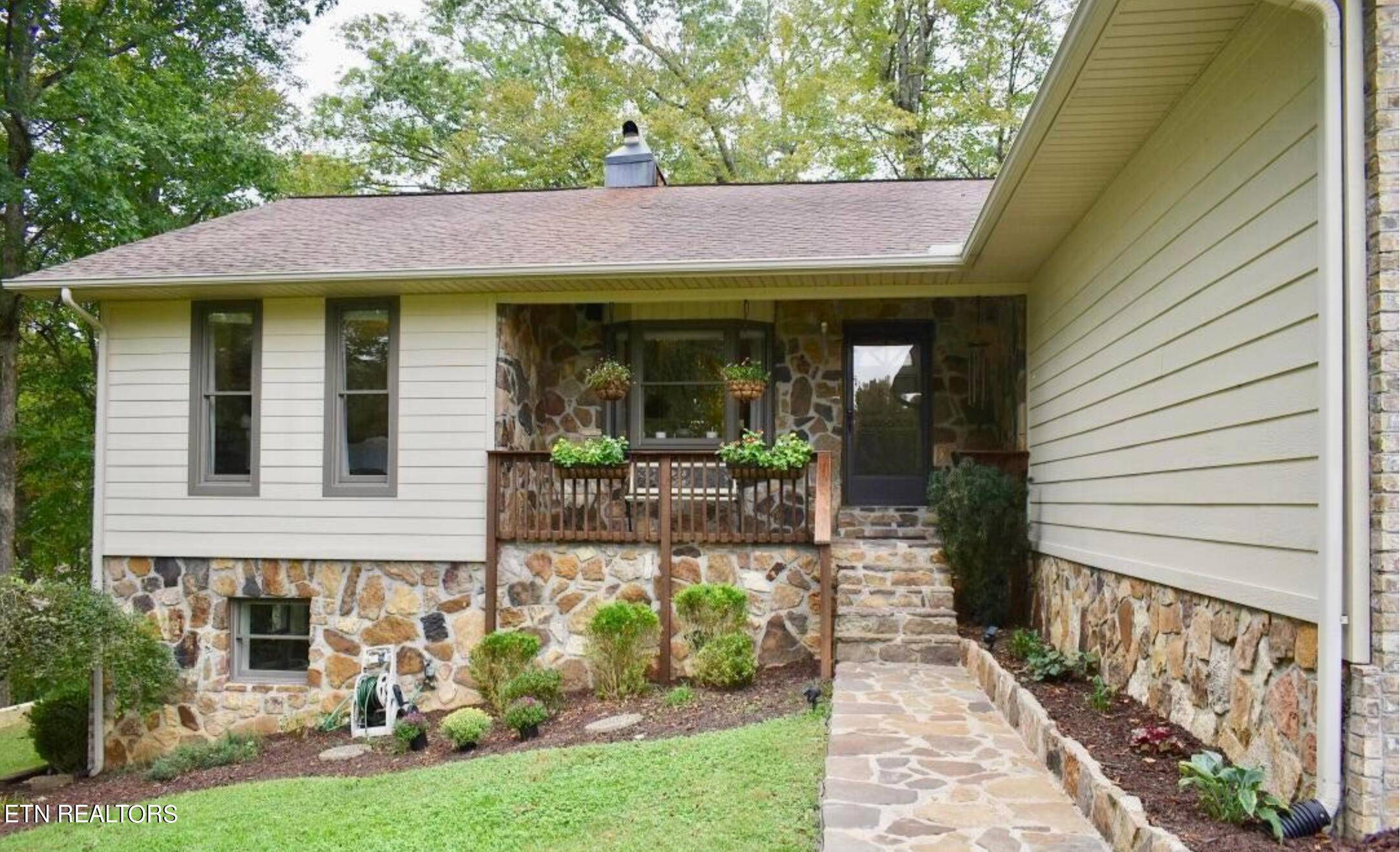 Harrogate, TN 37752,243 Madison CIR