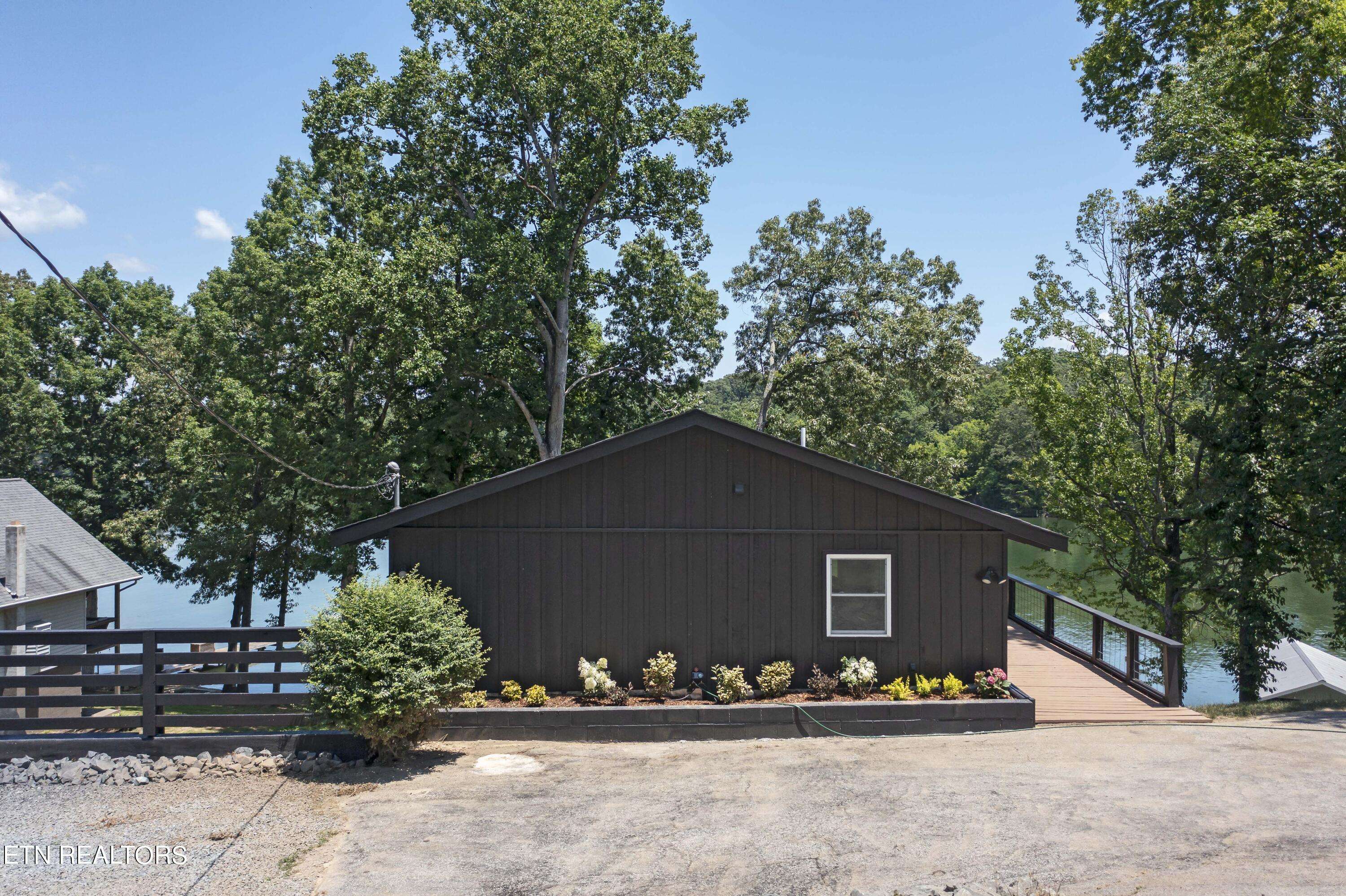 Spring City, TN 37381,1021 Scenic Lakeview DR