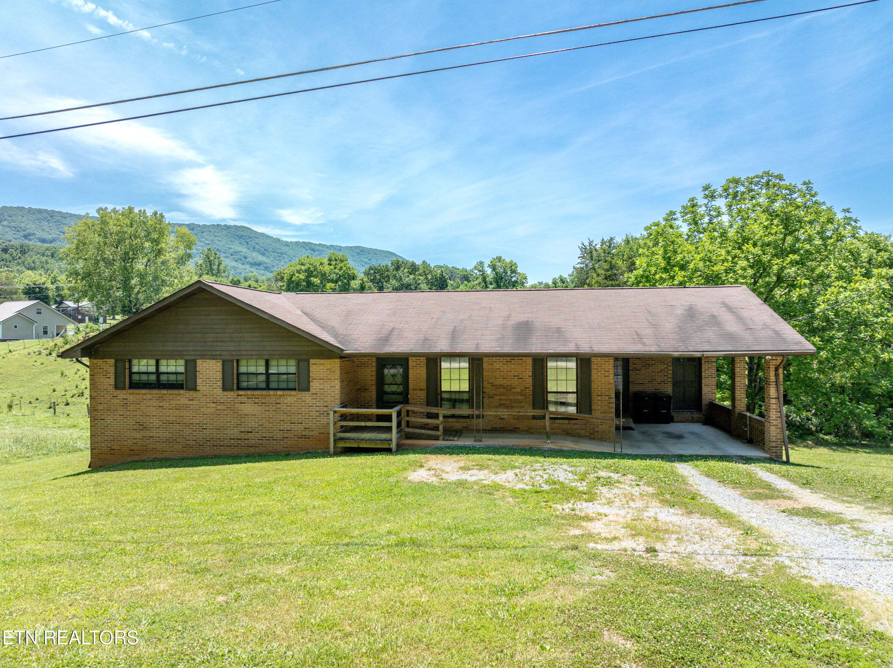 Walland, TN 37886,4636 Cambridge Rd