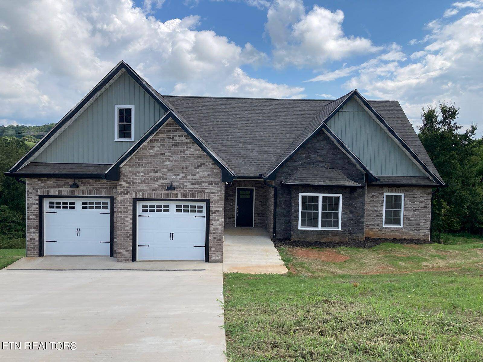 Dandridge, TN 37725,512 Mountain Vista Trail