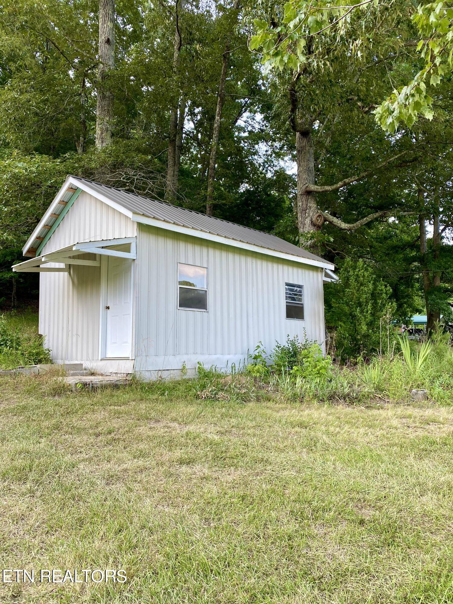 Tellico Plains, TN 37385,356 Steer Creek Rd