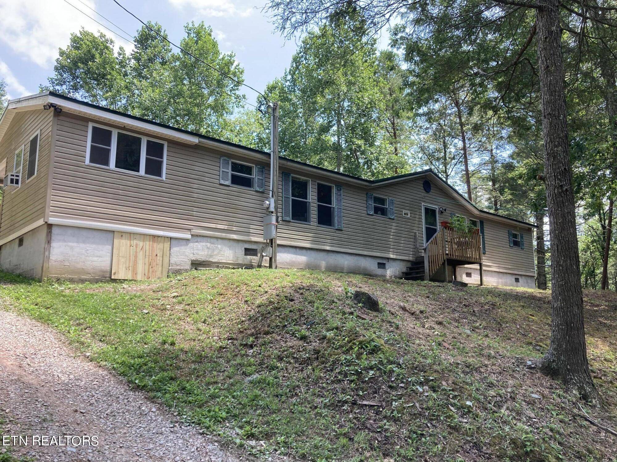 Tellico Plains, TN 37385,367 Mcjunkin Rd