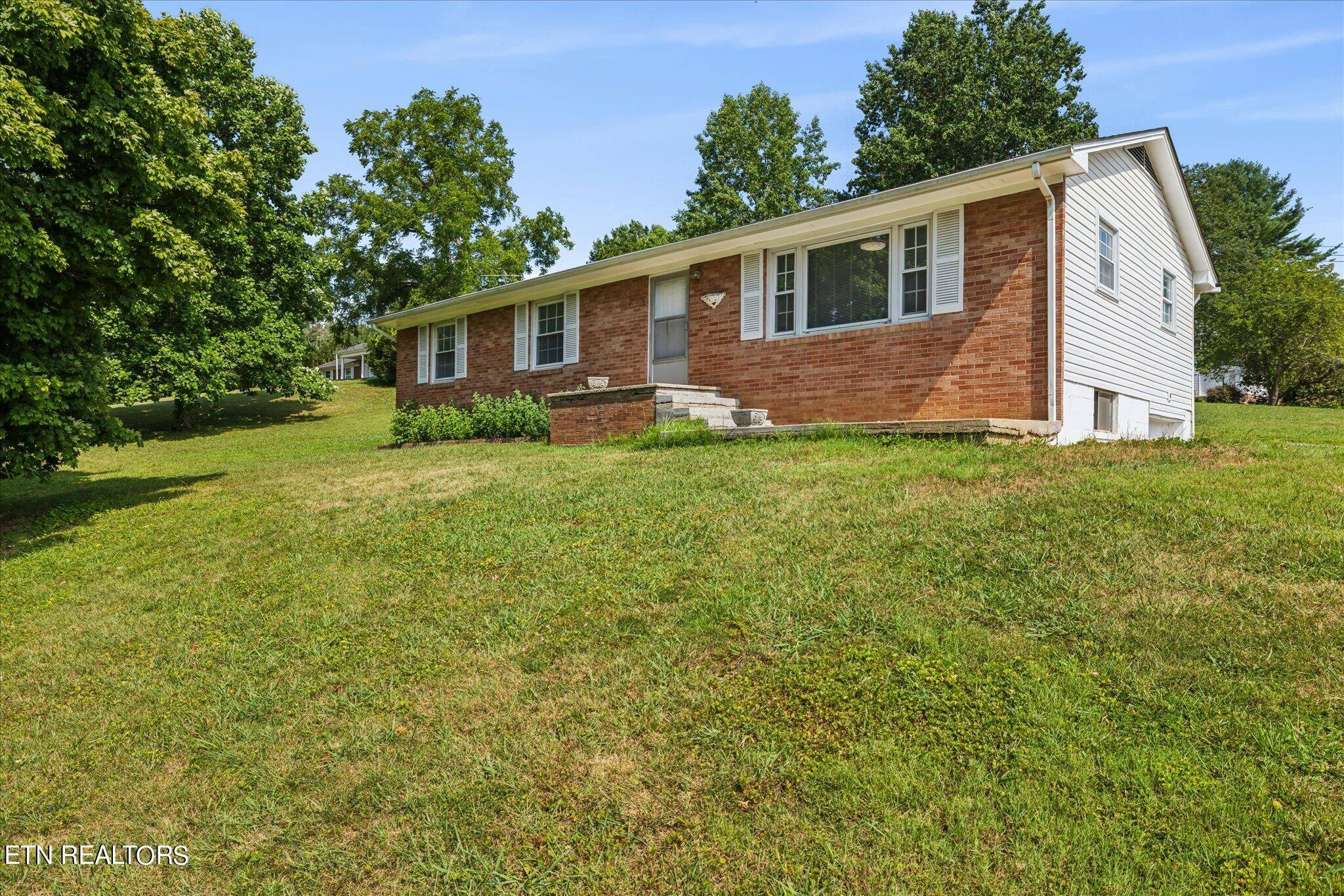 Maynardville, TN 37807,166 David DR