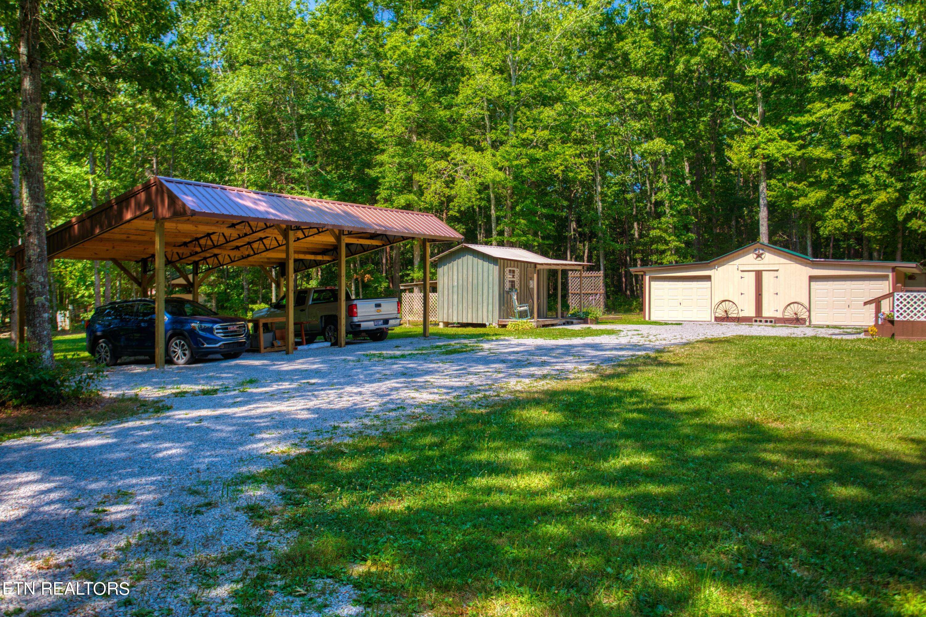 Jamestown, TN 38556,165 Hundred Oaks LOOP