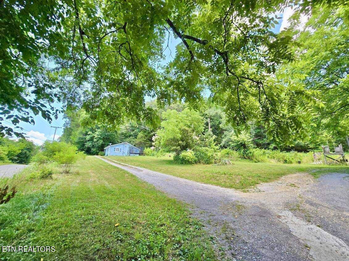 Andersonville, TN 37705,864 Park LN