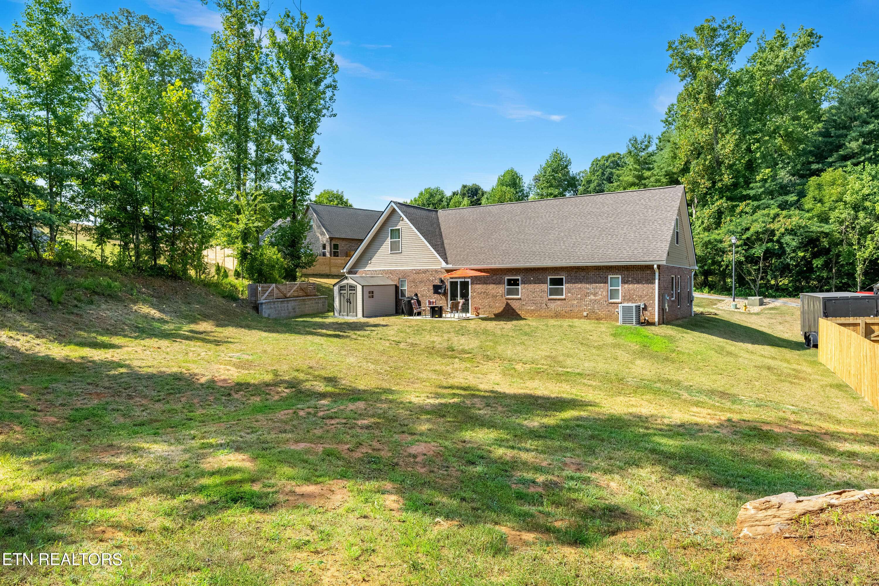 Loudon, TN 37774,280 Robinson Tr