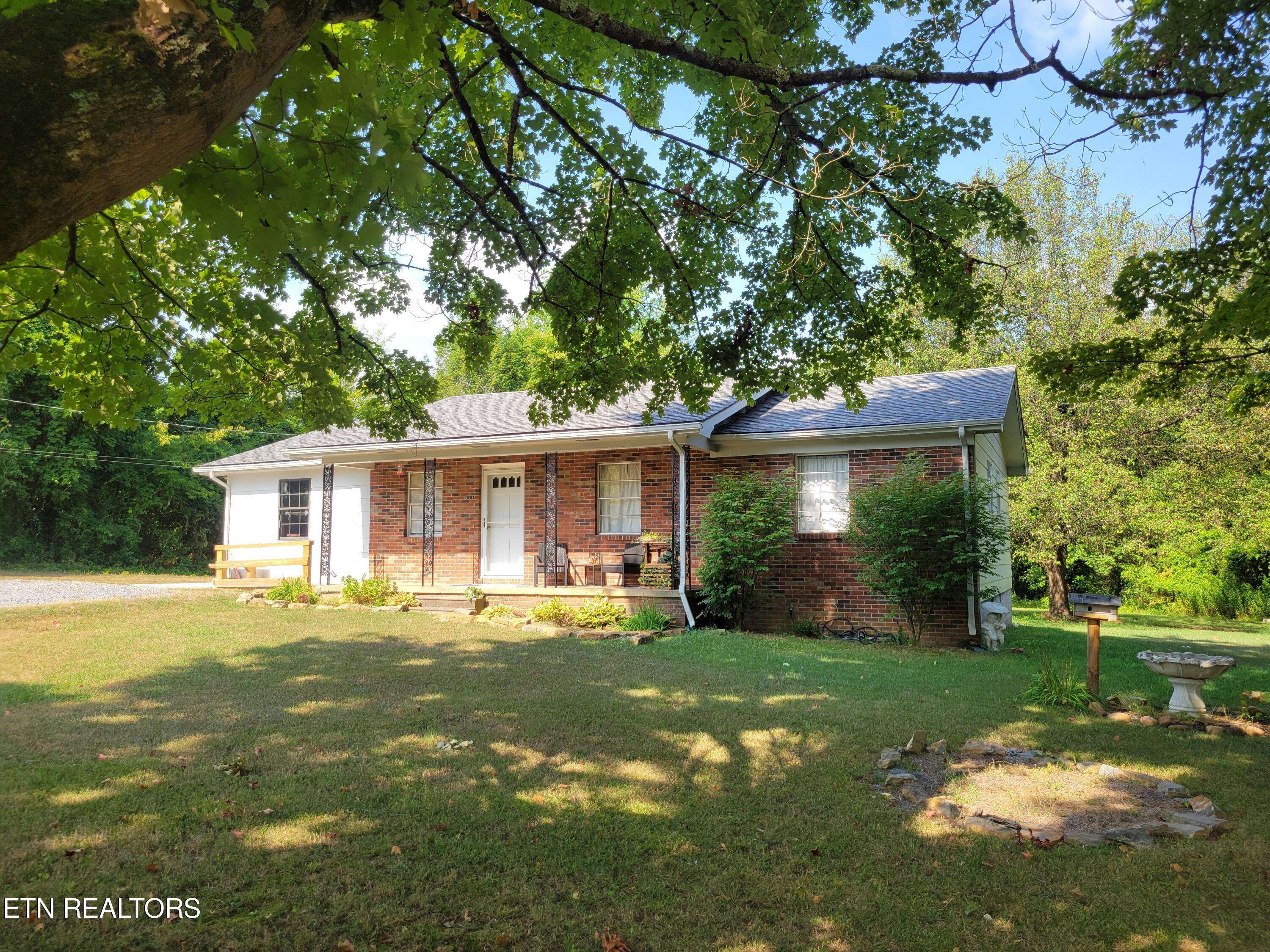 Vonore, TN 37885,225 Hitch St