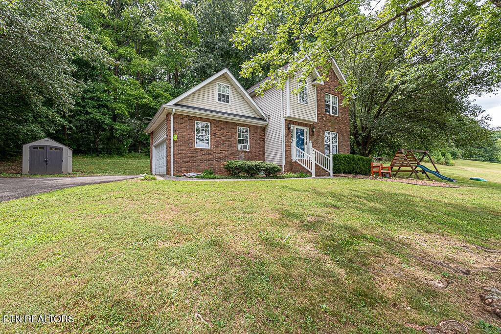 Athens, TN 37303,2405 Colonial Drive DR