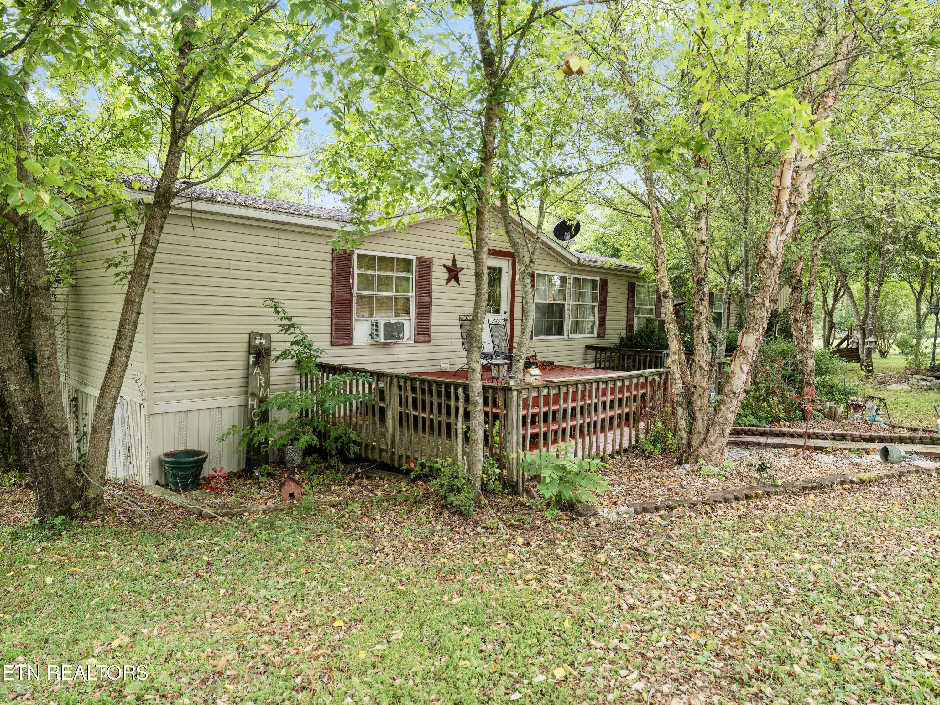 Maynardville, TN 37807,158 Goose LN