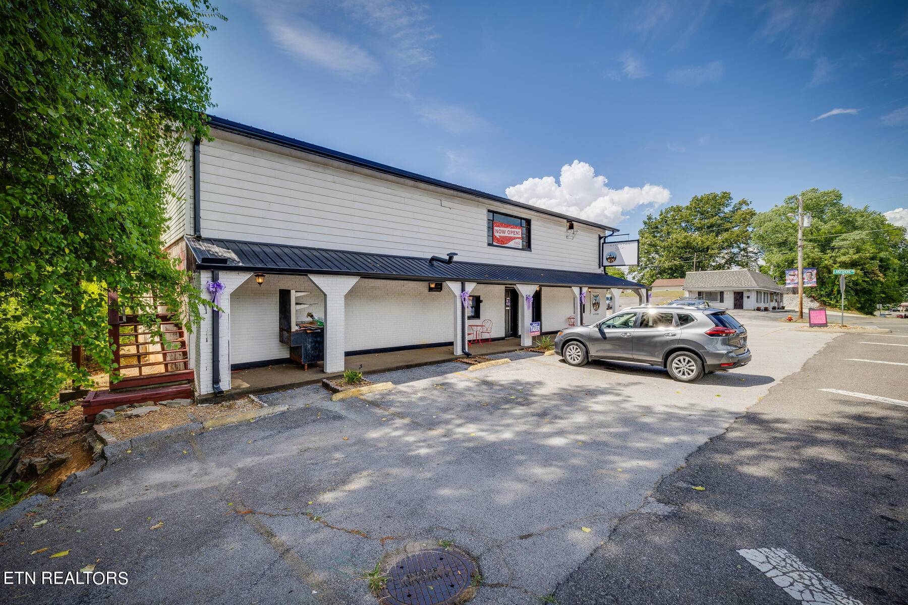 Kingston, TN 37763,705 Race St