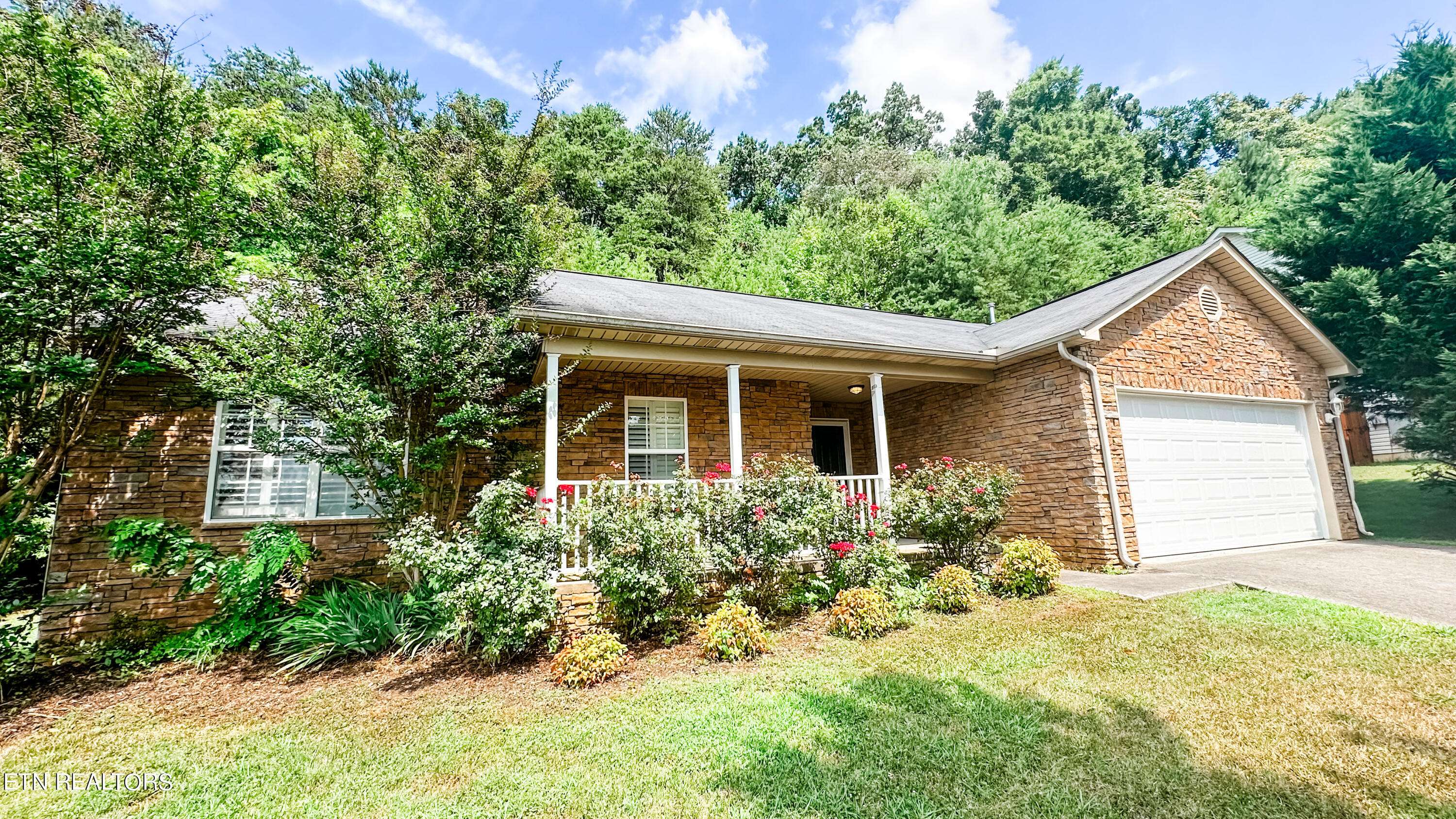 Knoxville, TN 37920,7227 Sunset Ridge LN