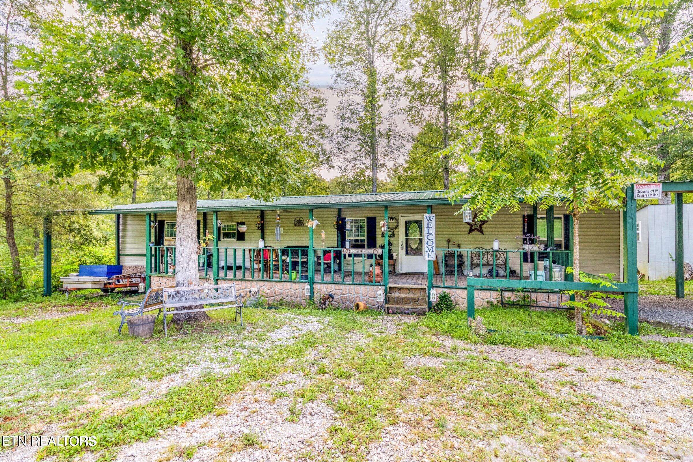 Allardt, TN 38504,499 Honey Creek Loop Rd