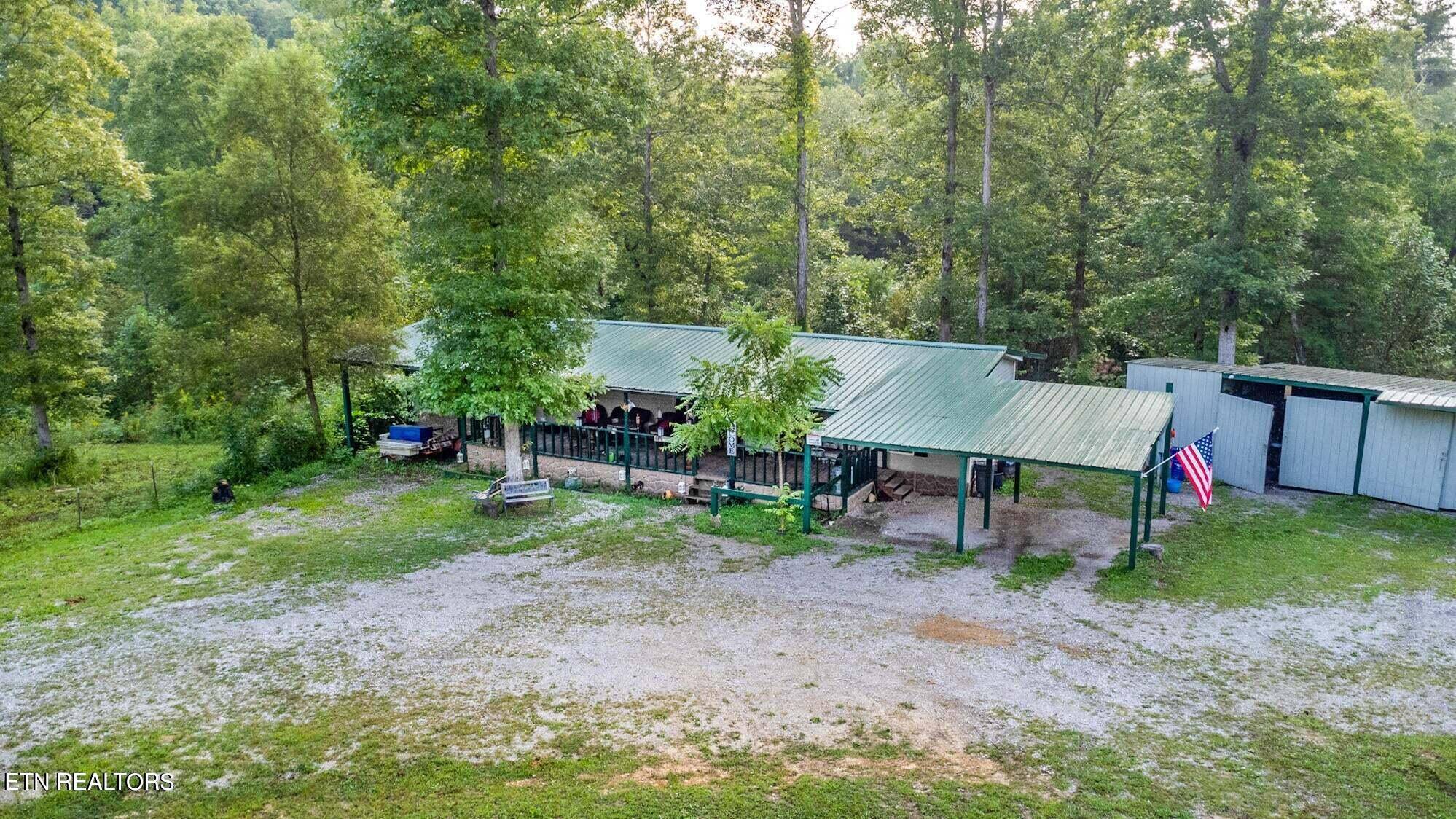 Allardt, TN 38504,499 Honey Creek Loop Rd