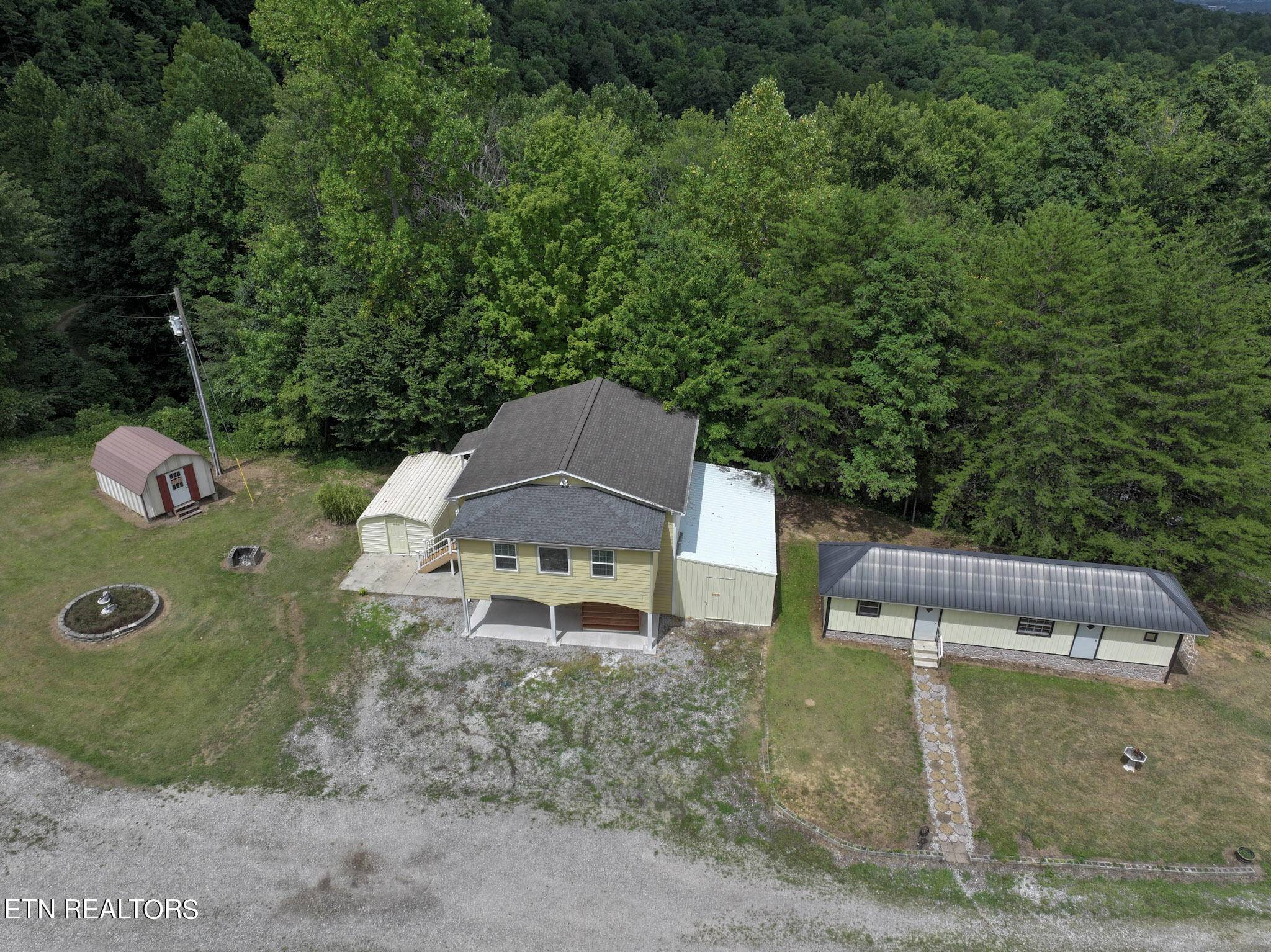 Jacksboro, TN 37757,348 Big Springs LN