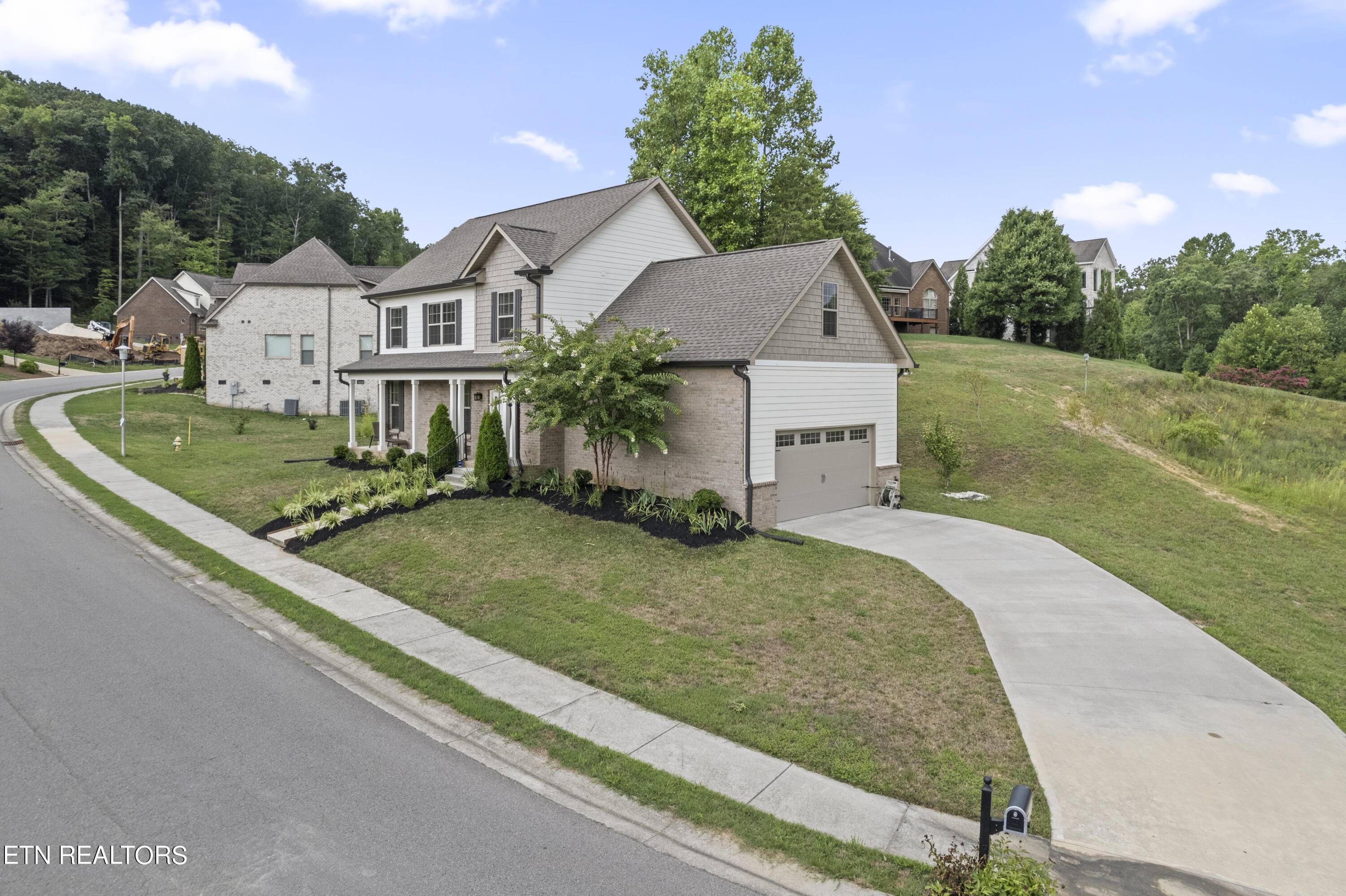 Oak Ridge, TN 37830,126 Wolf Creek WAY