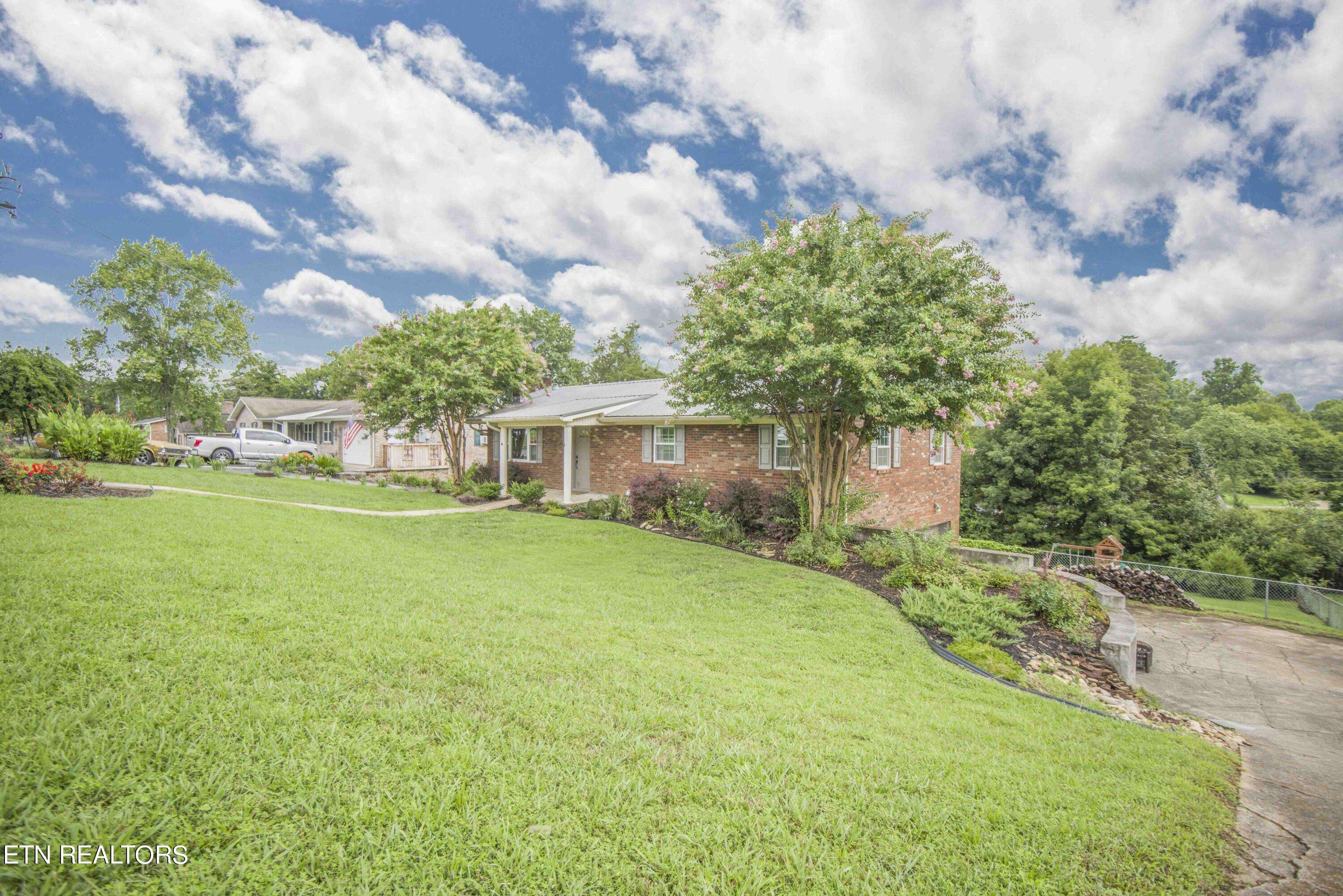 Knoxville, TN 37918,3657 Fountaincrest DR